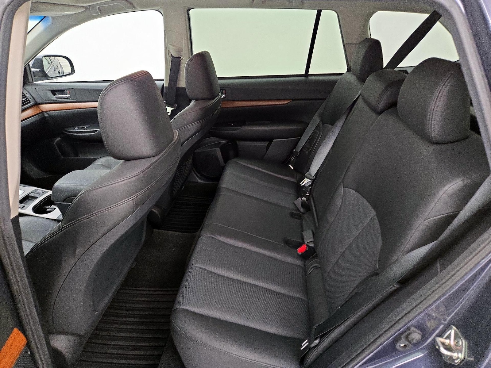 2014 Subaru Outback 2.5i Limited - Photo 21