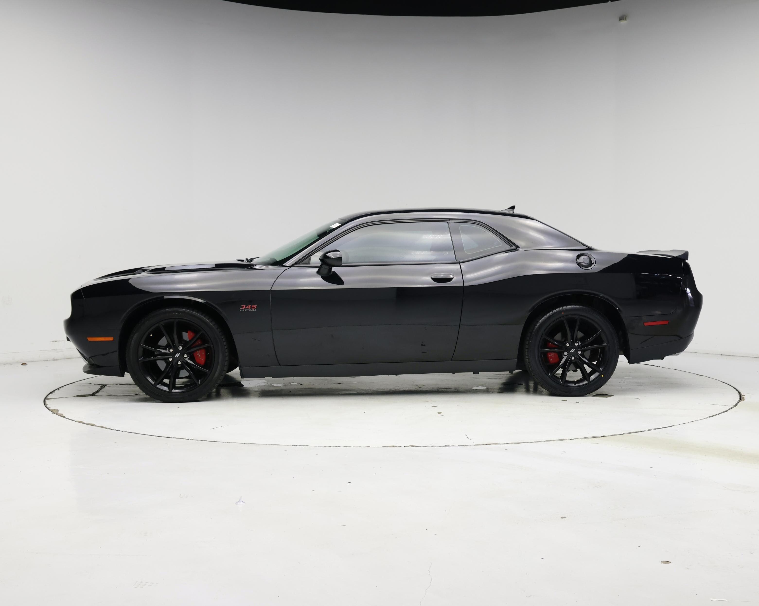 Thumbnail: 2018 Dodge Challenger - 3