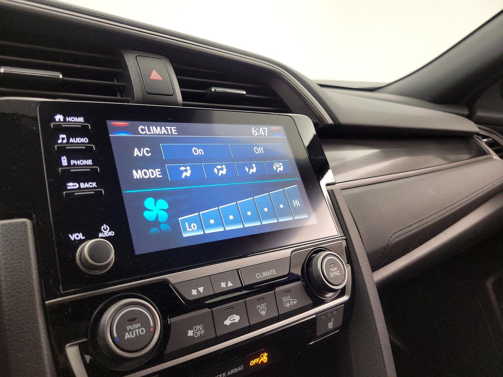 2020 Honda Civic Hatchback EX - Photo 17