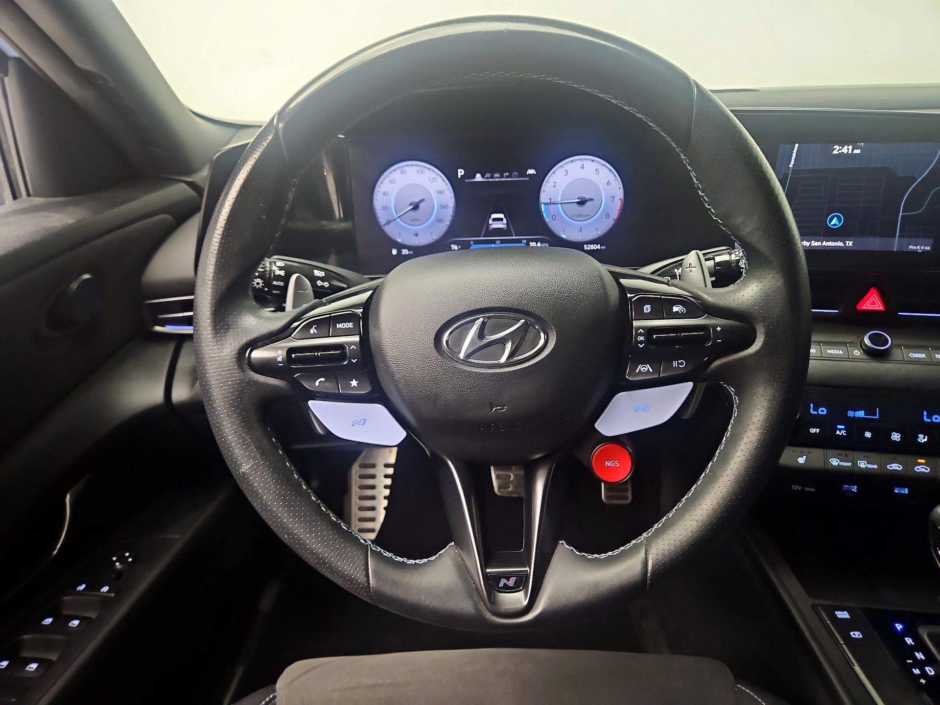 Thumbnail: 2023 Hyundai Elantra - 10