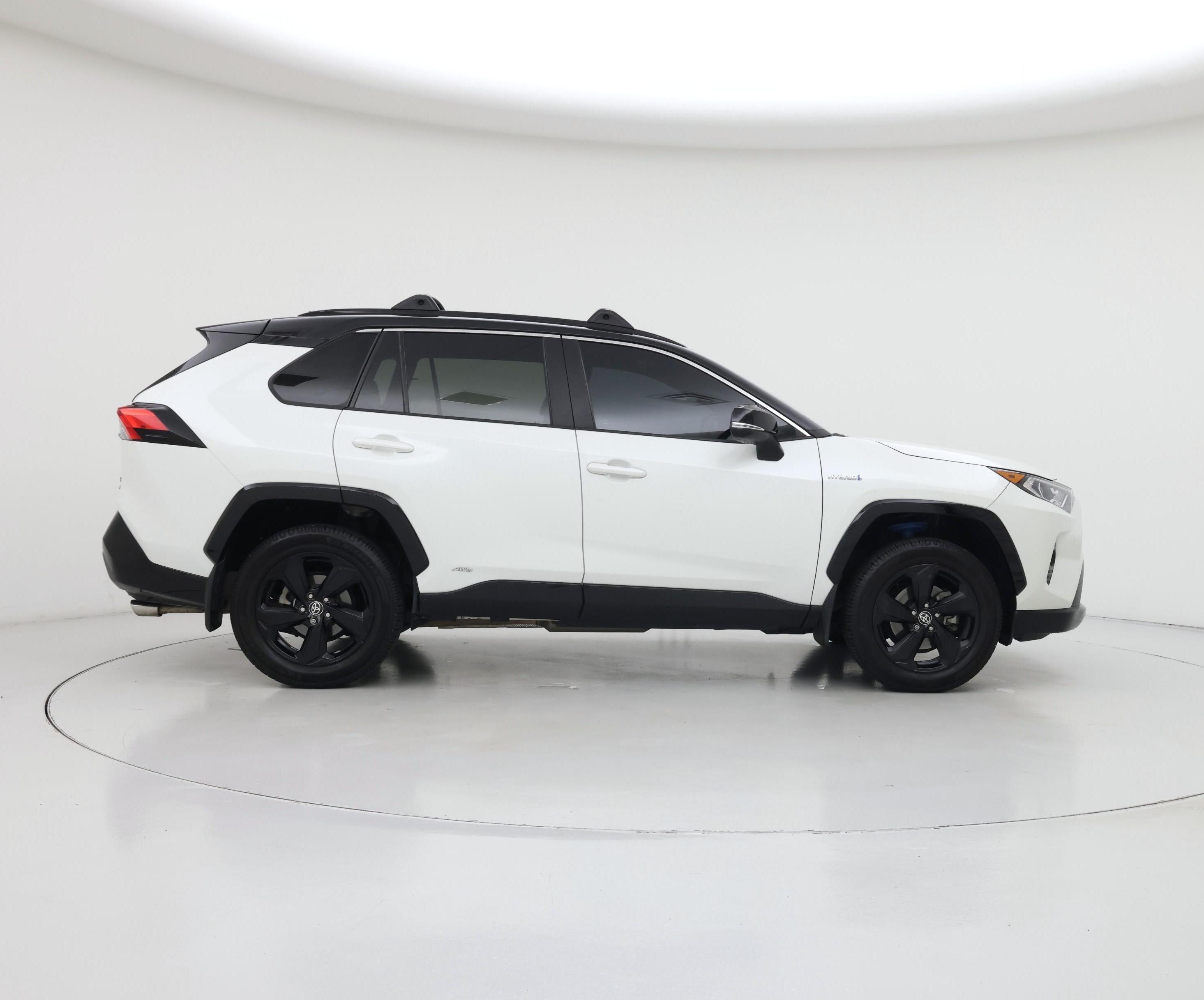 Thumbnail: 2021 Toyota RAV4 - 7