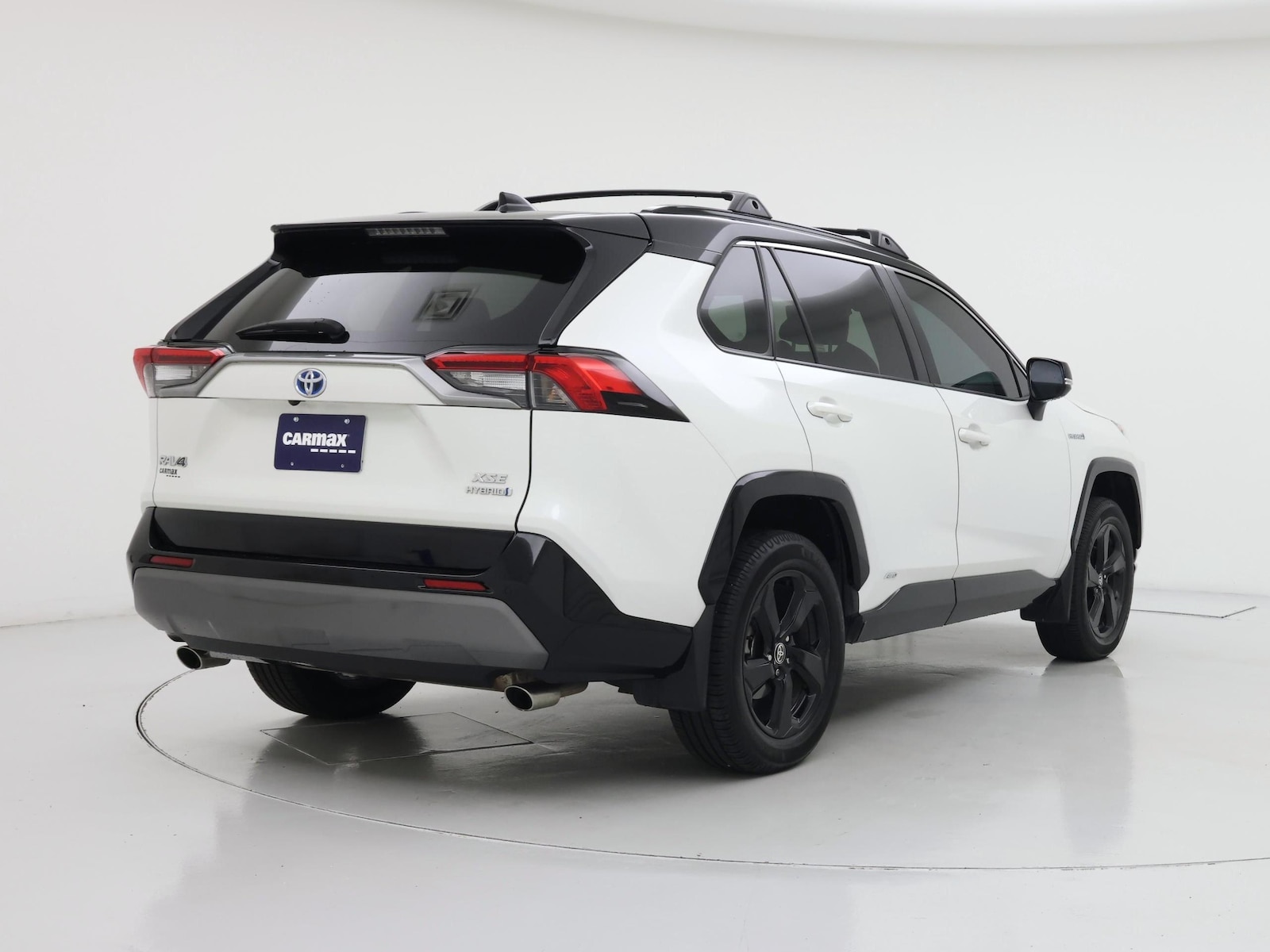 2021 Toyota RAV4 XSE - Photo 9