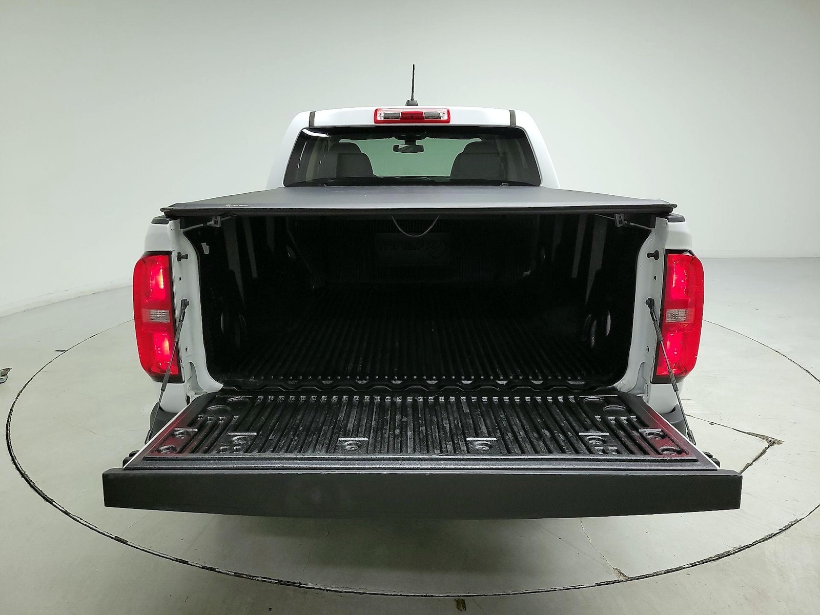 2022 Chevrolet Colorado Work Truck - Photo 22