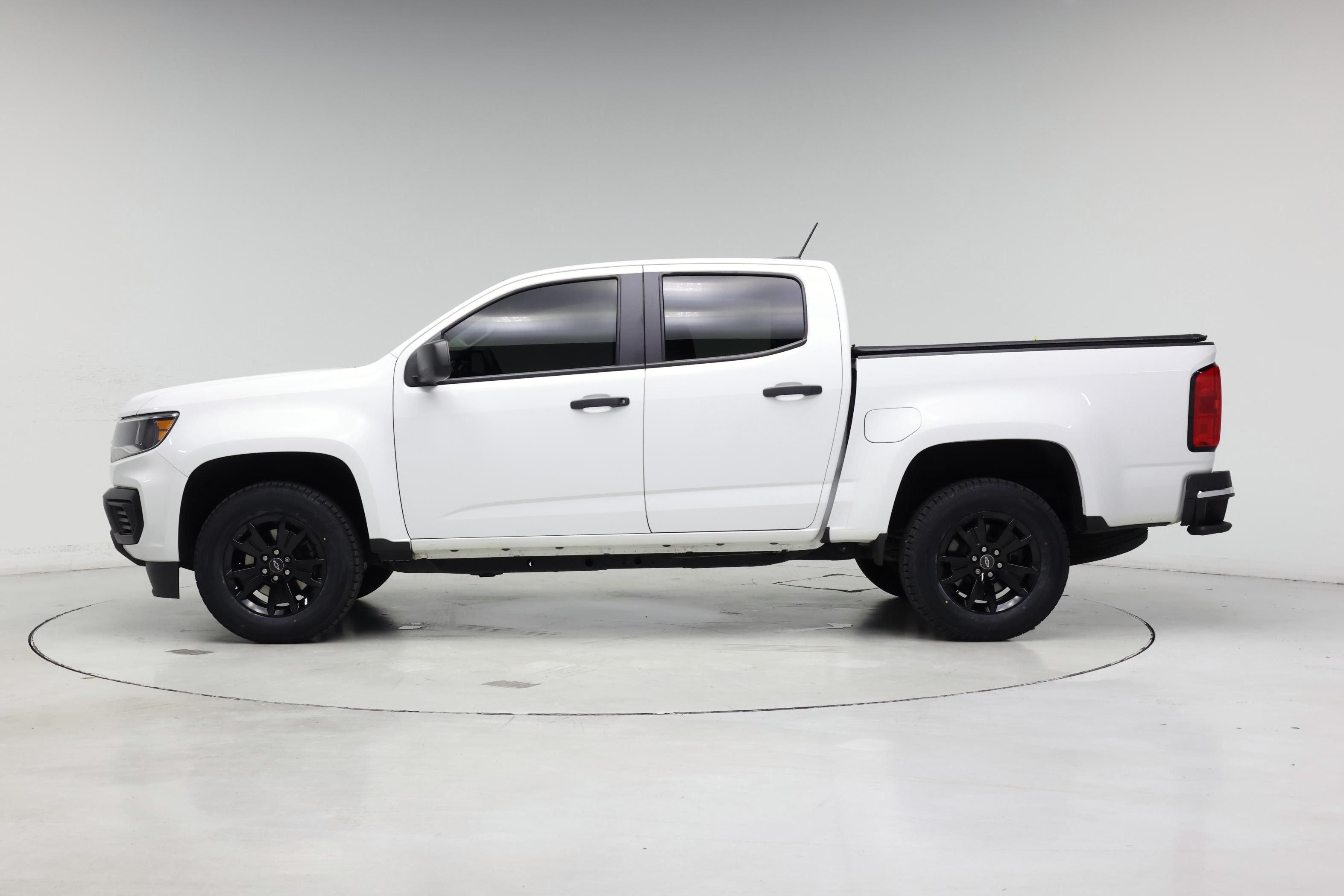 Thumbnail: 2022 Chevrolet Colorado - 3