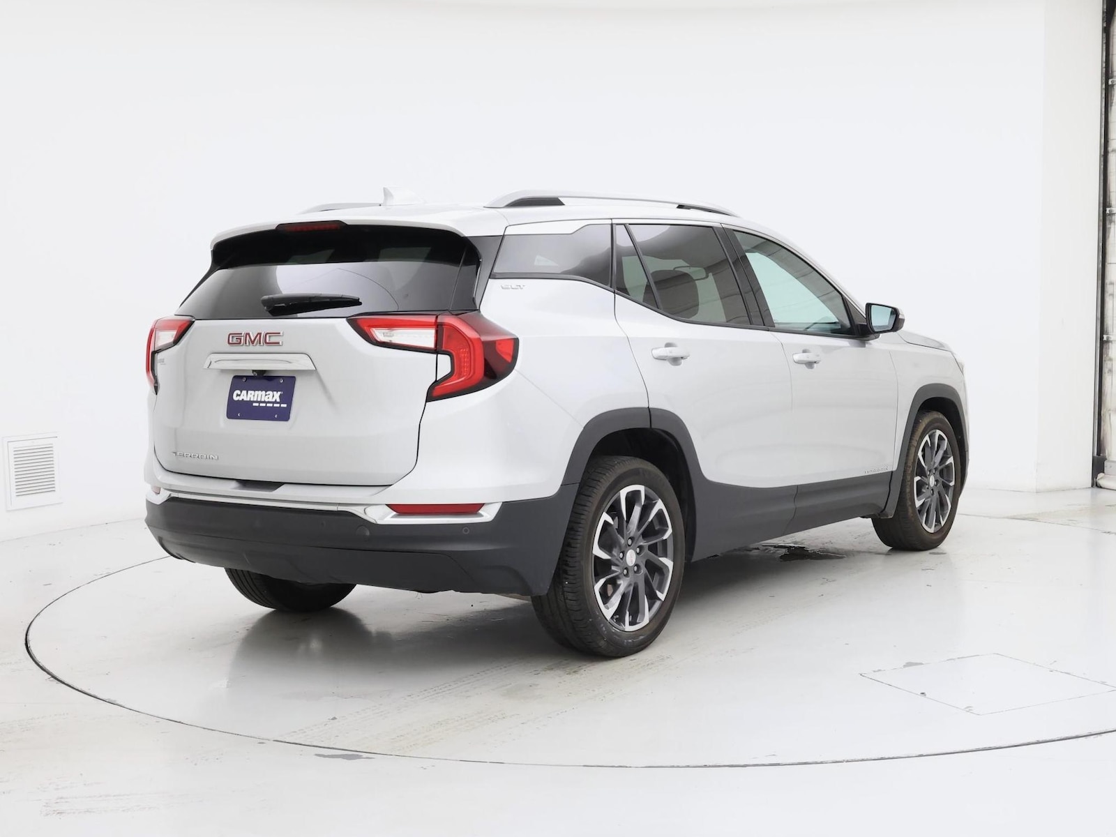 2022 GMC Terrain SLT - Photo 9
