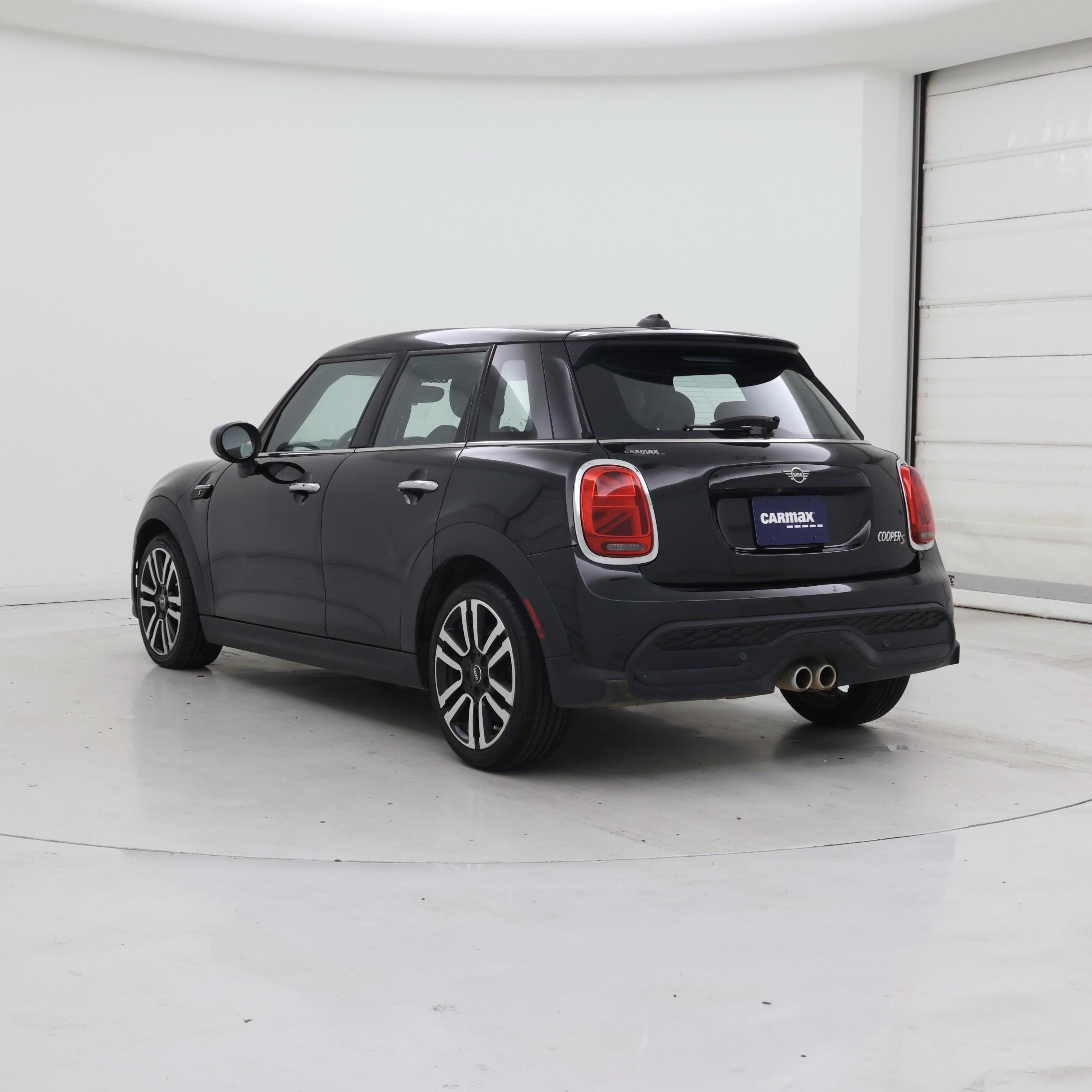 Thumbnail: 2023 MINI Cooper Hardtop - 2