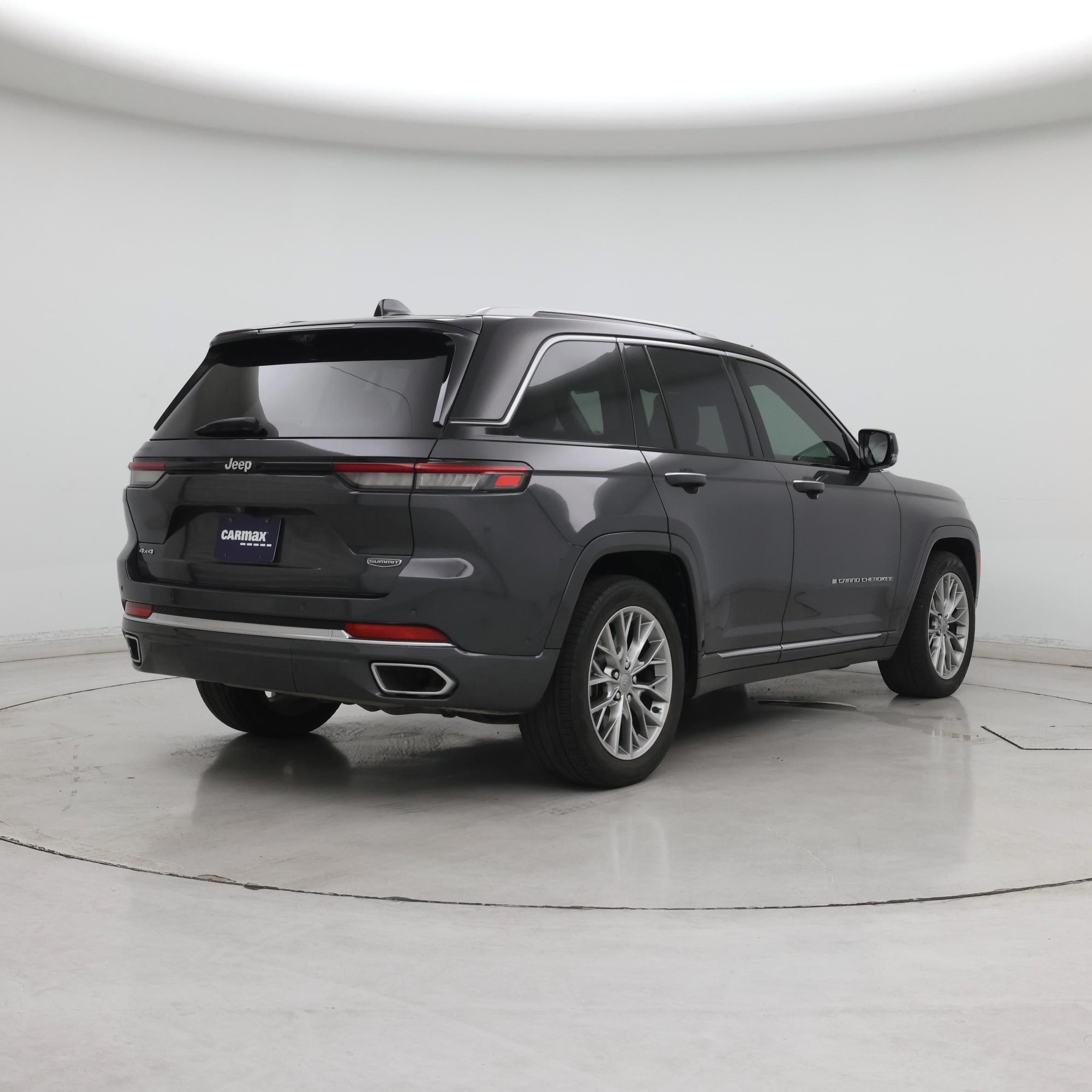 Thumbnail: 2022 Jeep Grand Cherokee - 8
