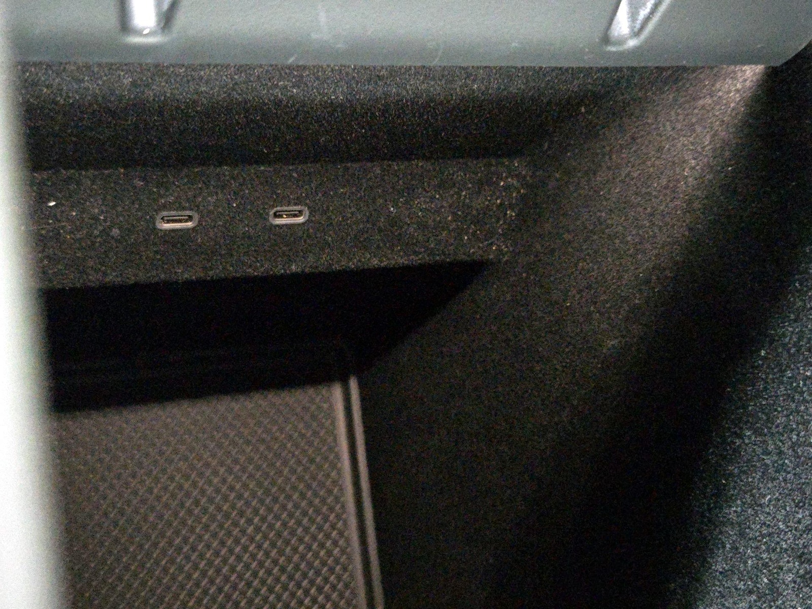 2023 Rivian R1T Adventure - Photo 19