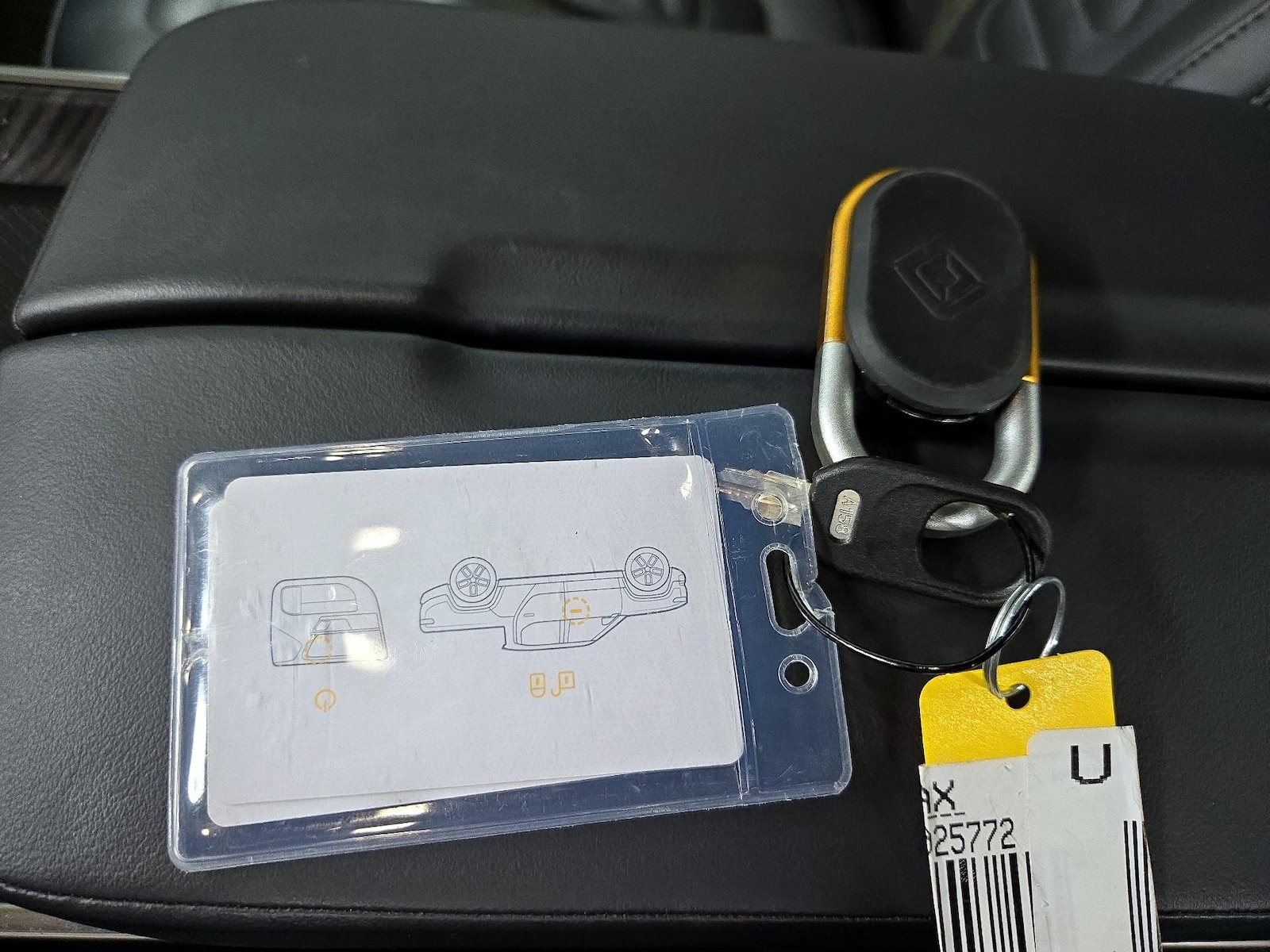 2023 Rivian R1T Adventure - Photo 24
