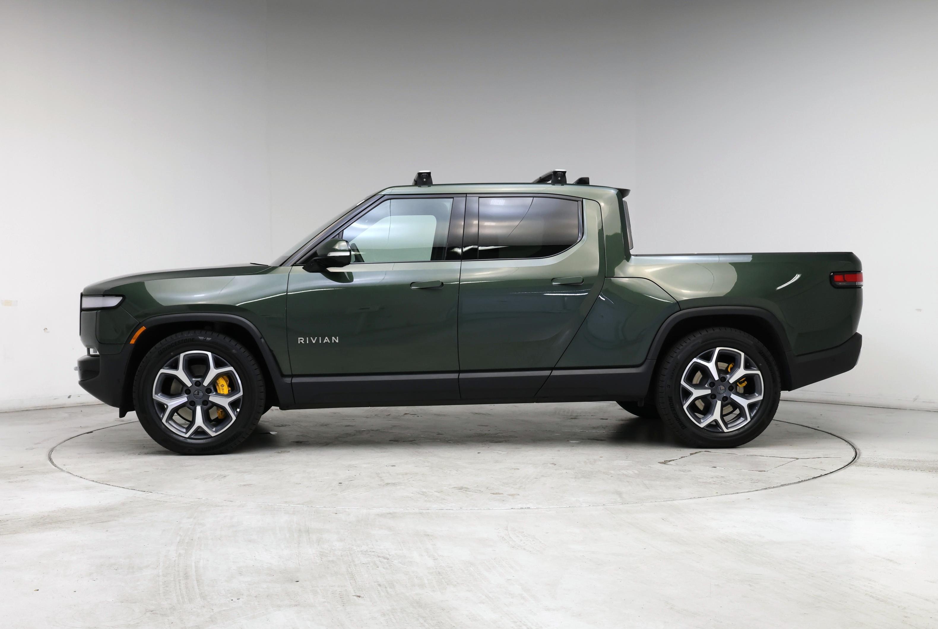 Thumbnail: 2023 Rivian R1T - 3