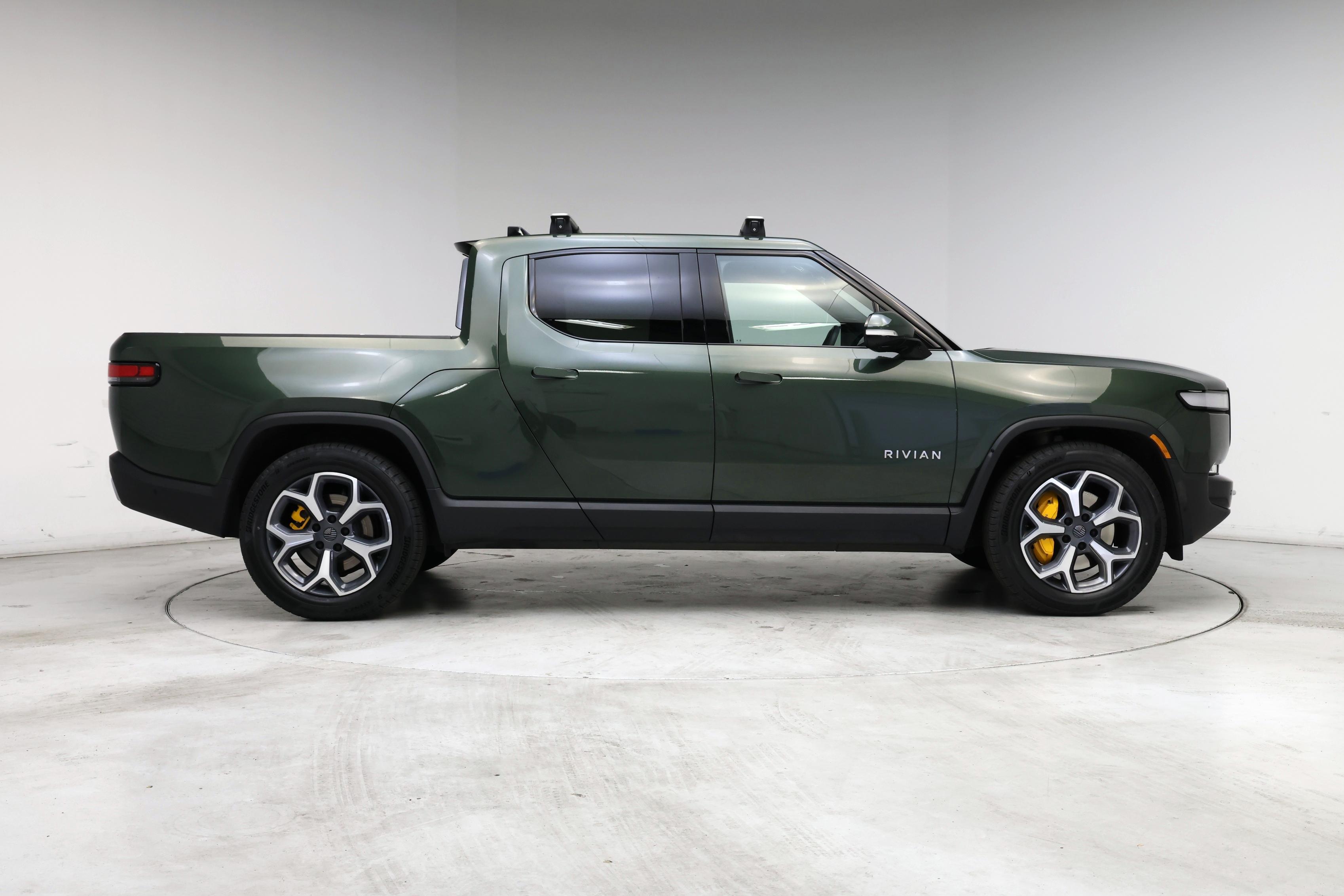 Thumbnail: 2023 Rivian R1T - 7