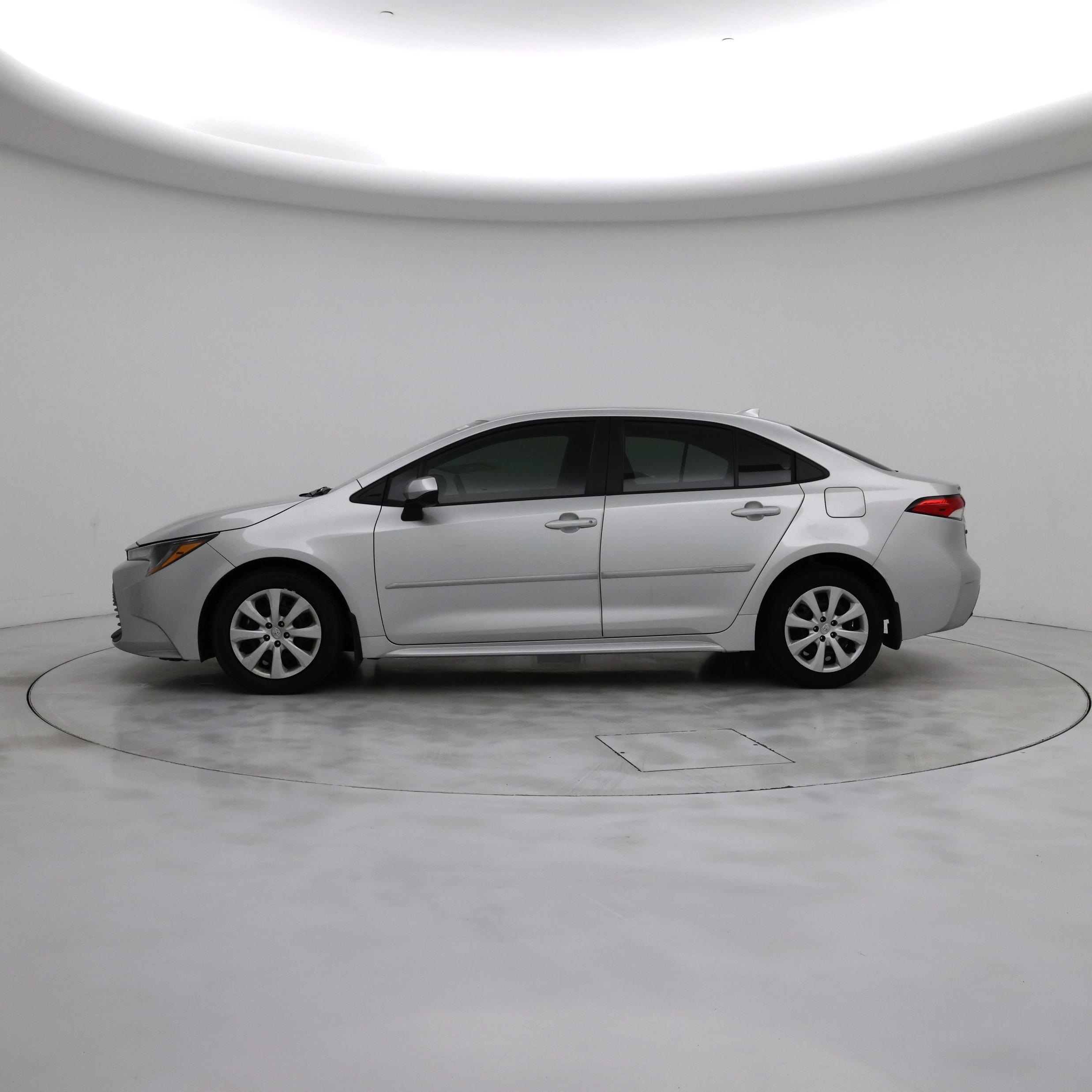 Thumbnail: 2025 Toyota Corolla - 3