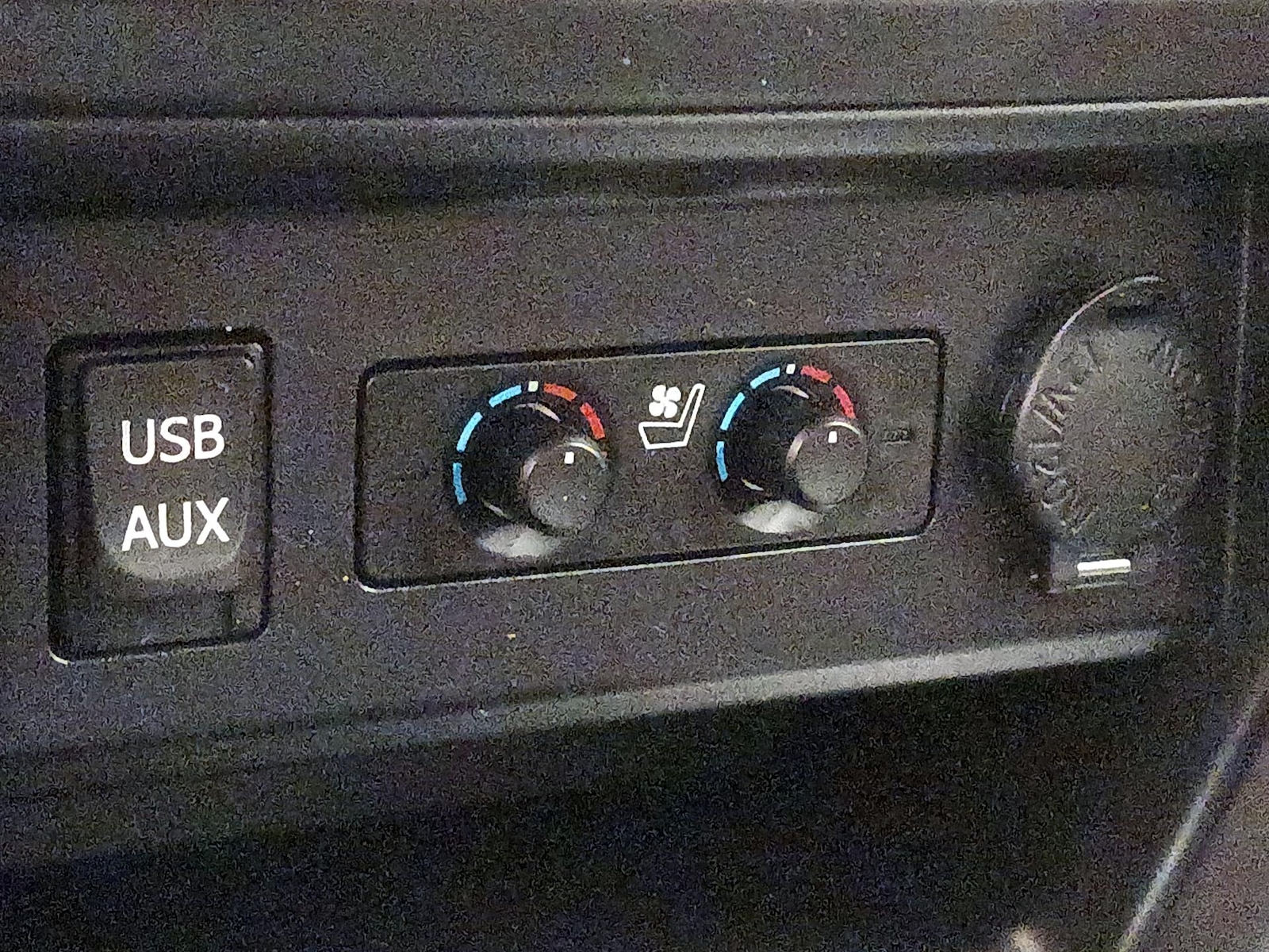 2016 Toyota 4Runner Limited - Photo 19