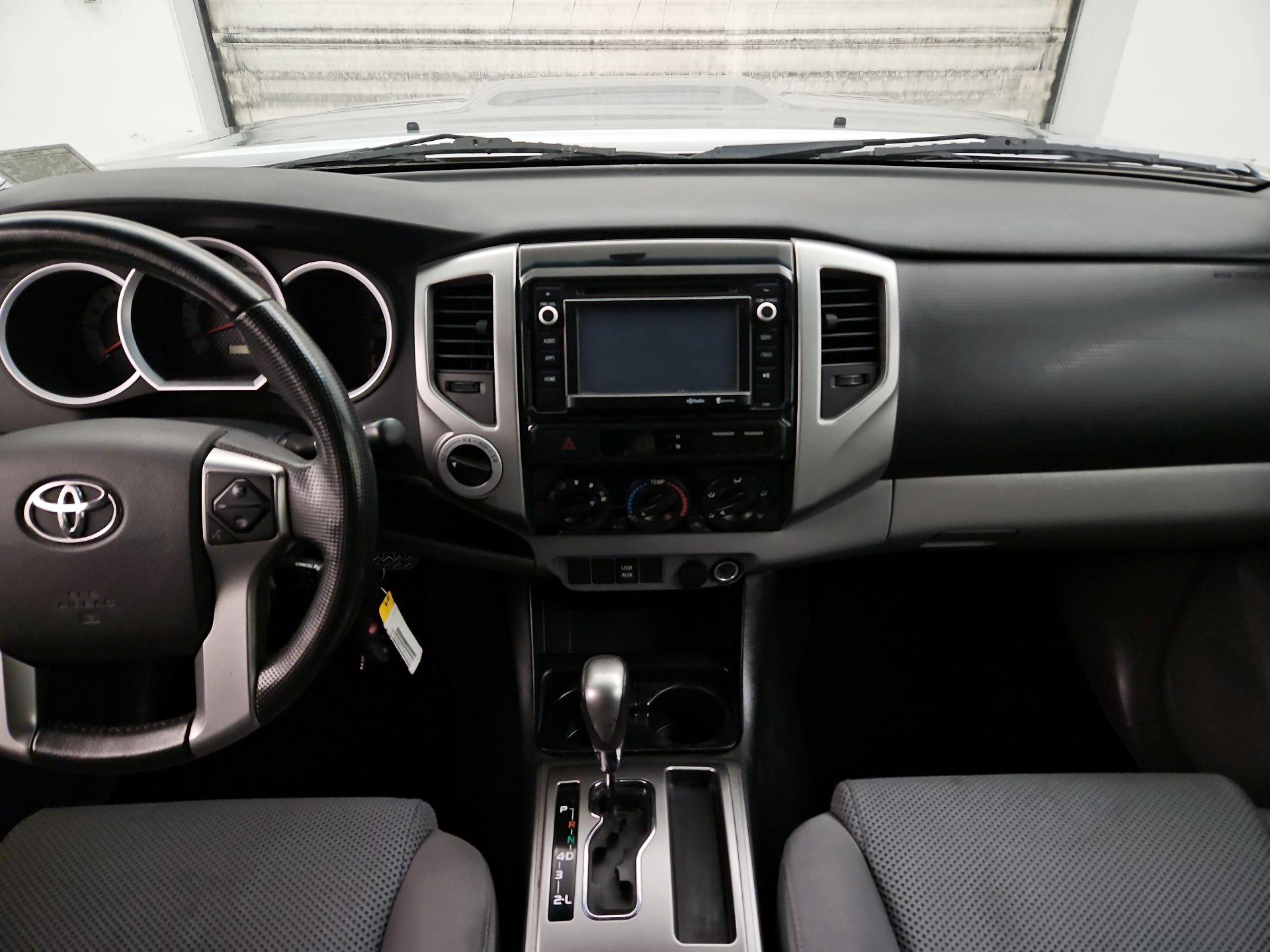 Thumbnail: 2014 Toyota Tacoma - 9