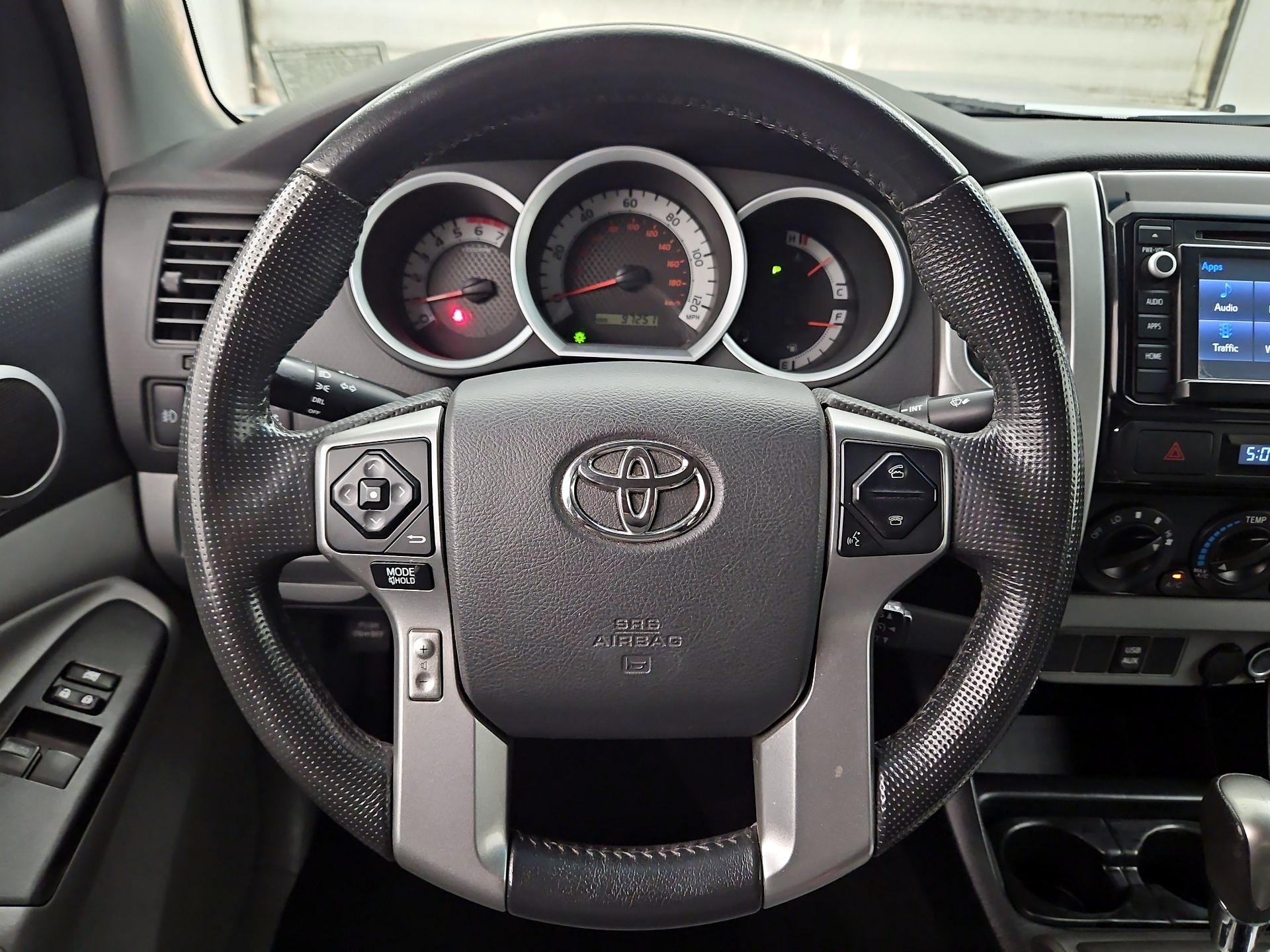 Thumbnail: 2014 Toyota Tacoma - 10