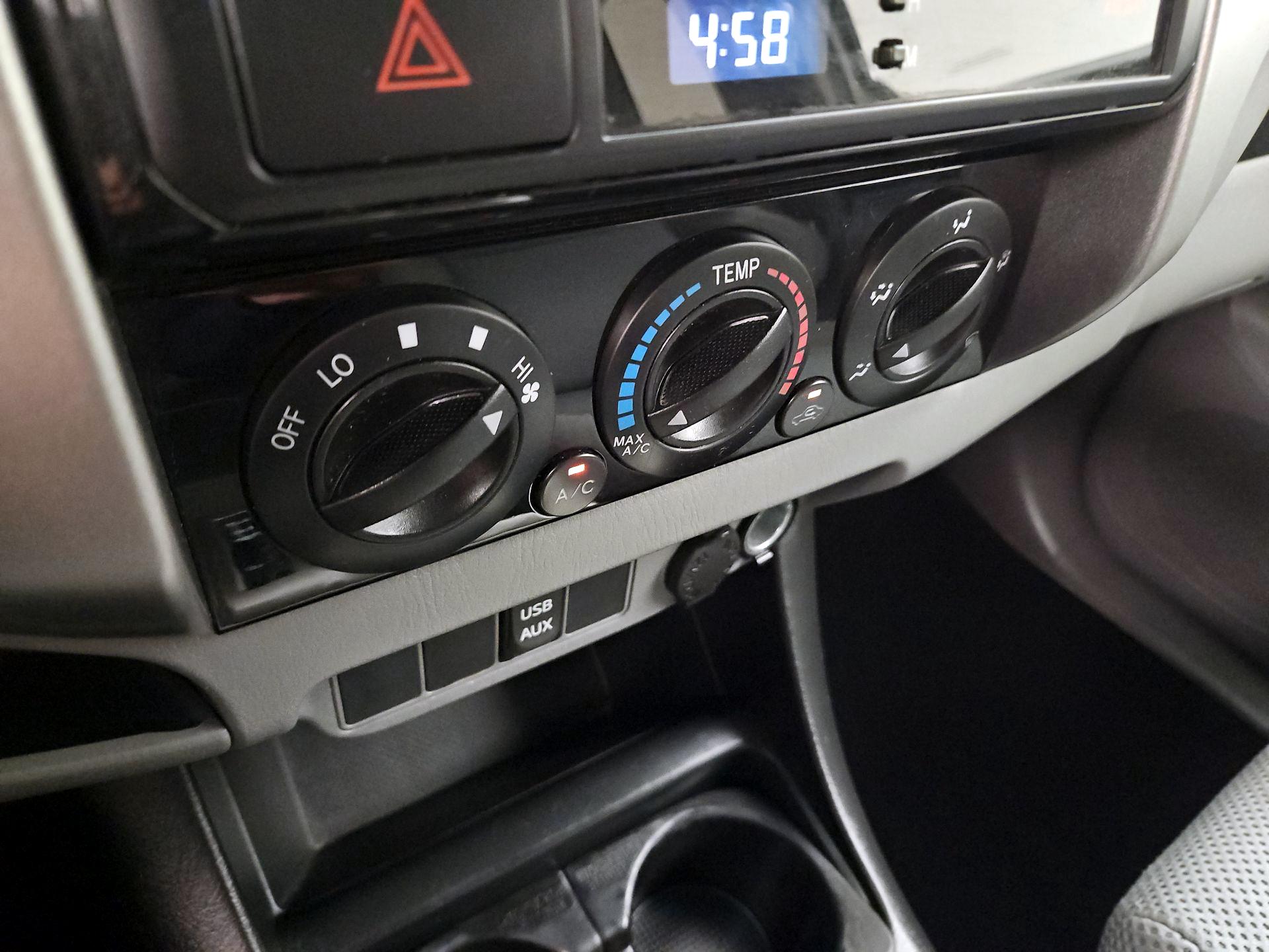 Thumbnail: 2014 Toyota Tacoma - 16