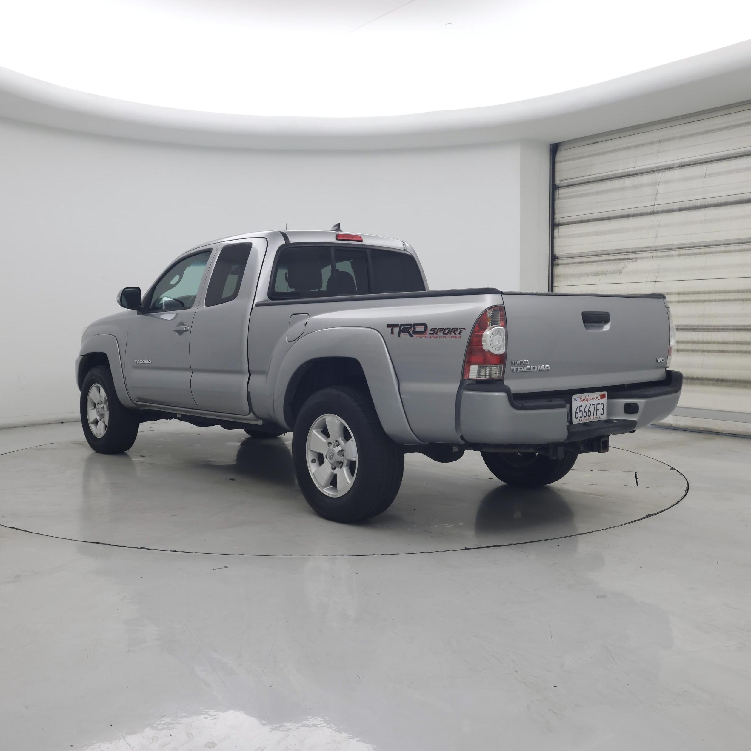 Thumbnail: 2014 Toyota Tacoma - 2