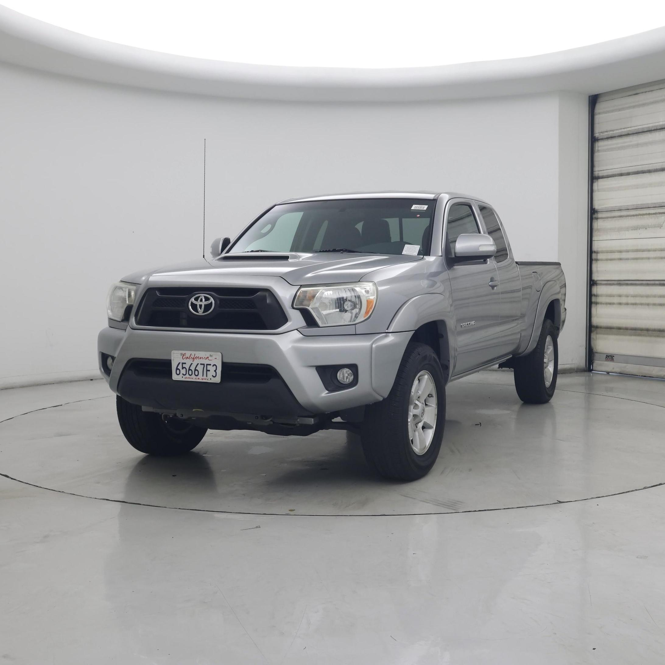 Thumbnail: 2014 Toyota Tacoma - 4