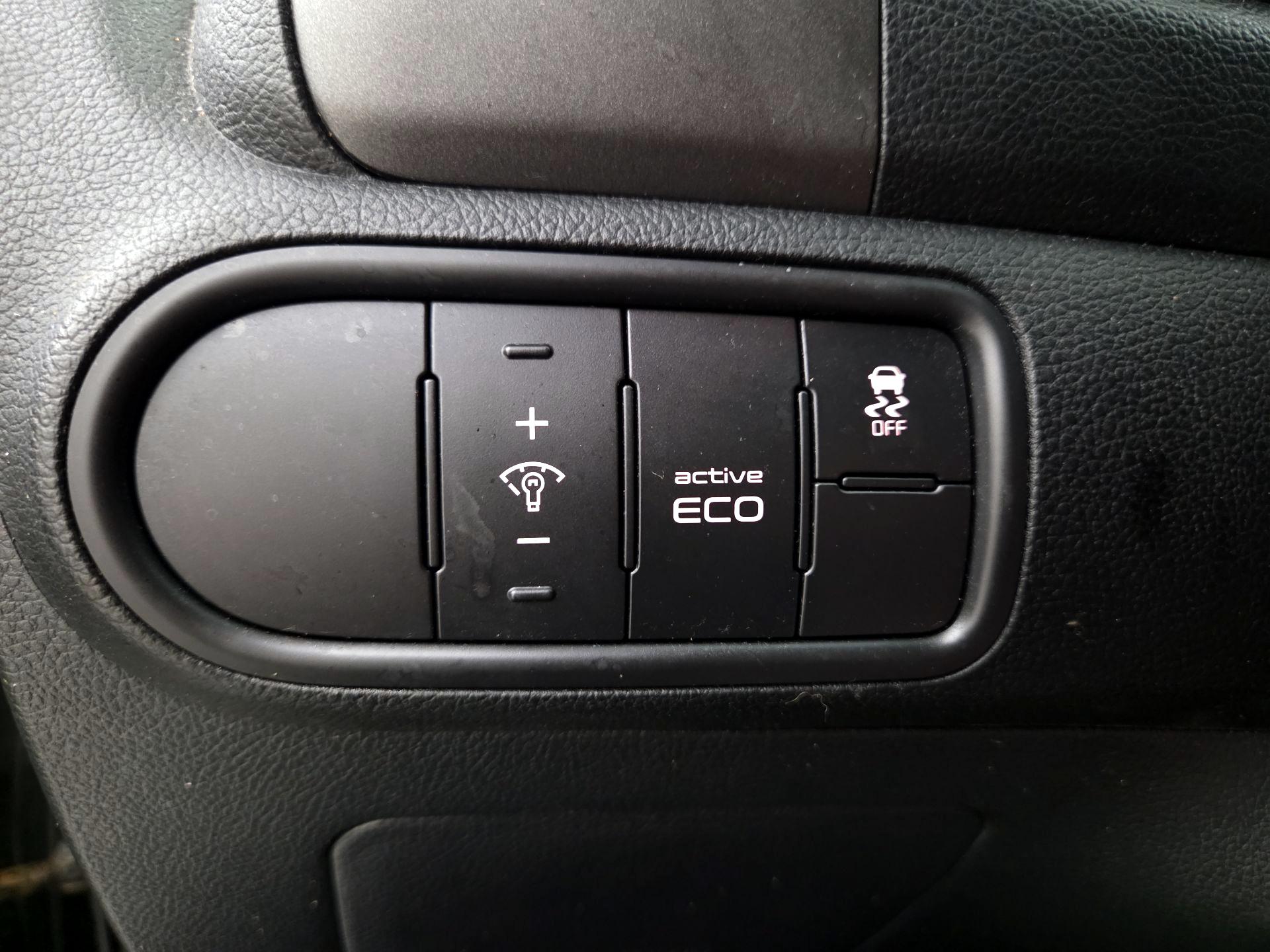 Thumbnail: 2014 Kia Forte - 13