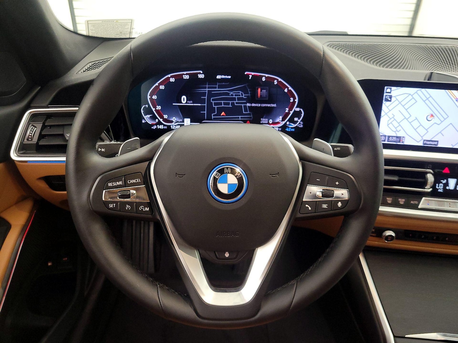 2022 BMW 3 Series 330e - Photo 11