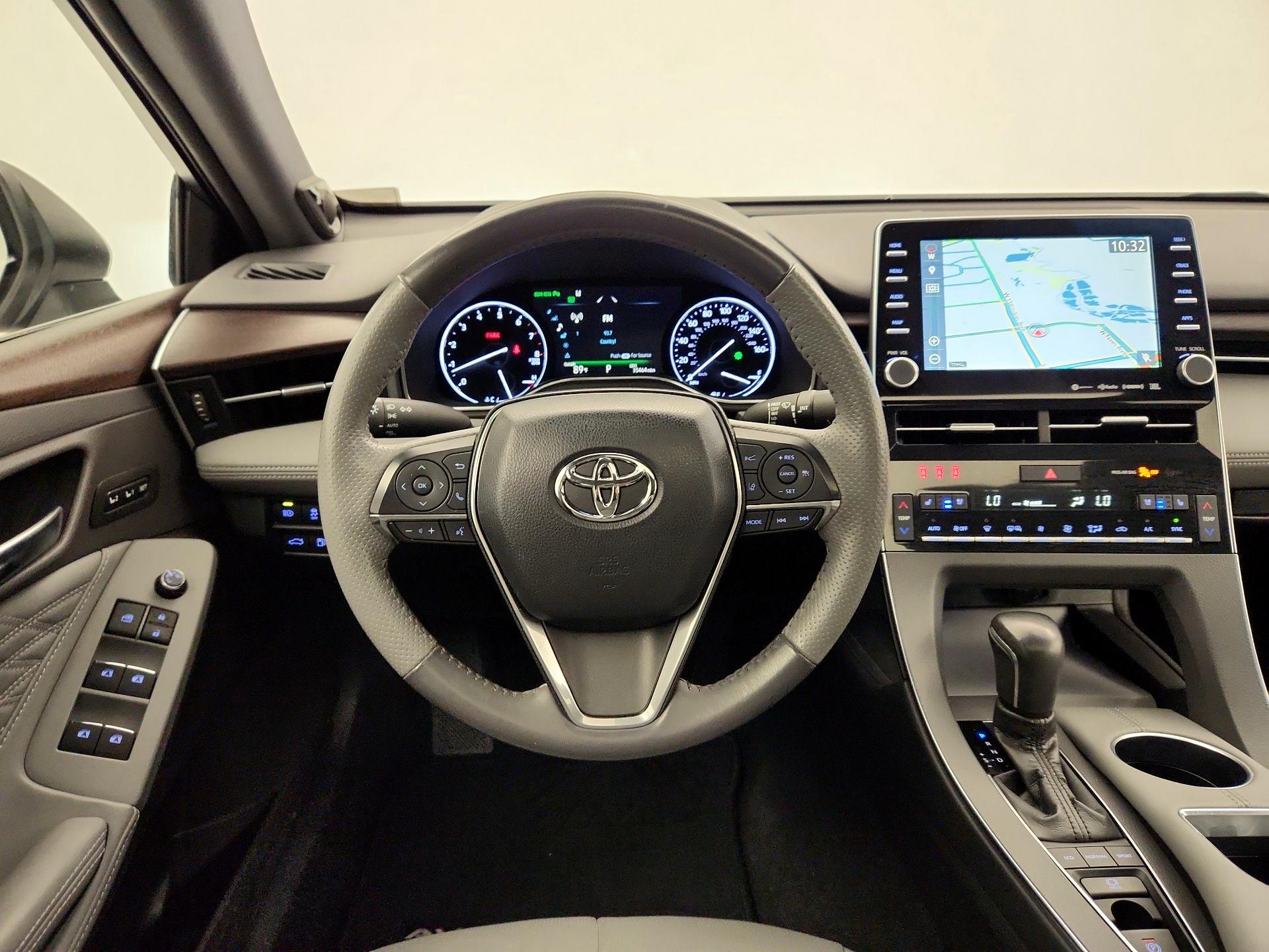 Thumbnail: 2019 Toyota Avalon - 10