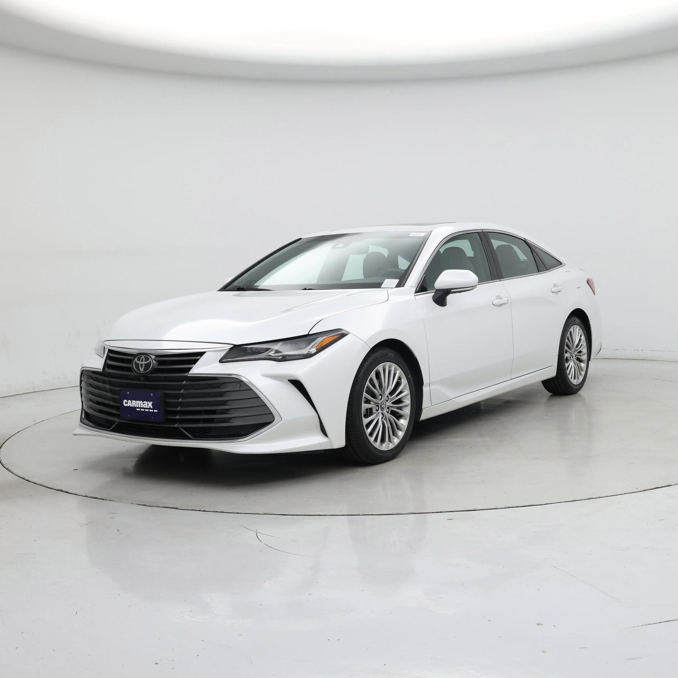 Thumbnail: 2019 Toyota Avalon - 4