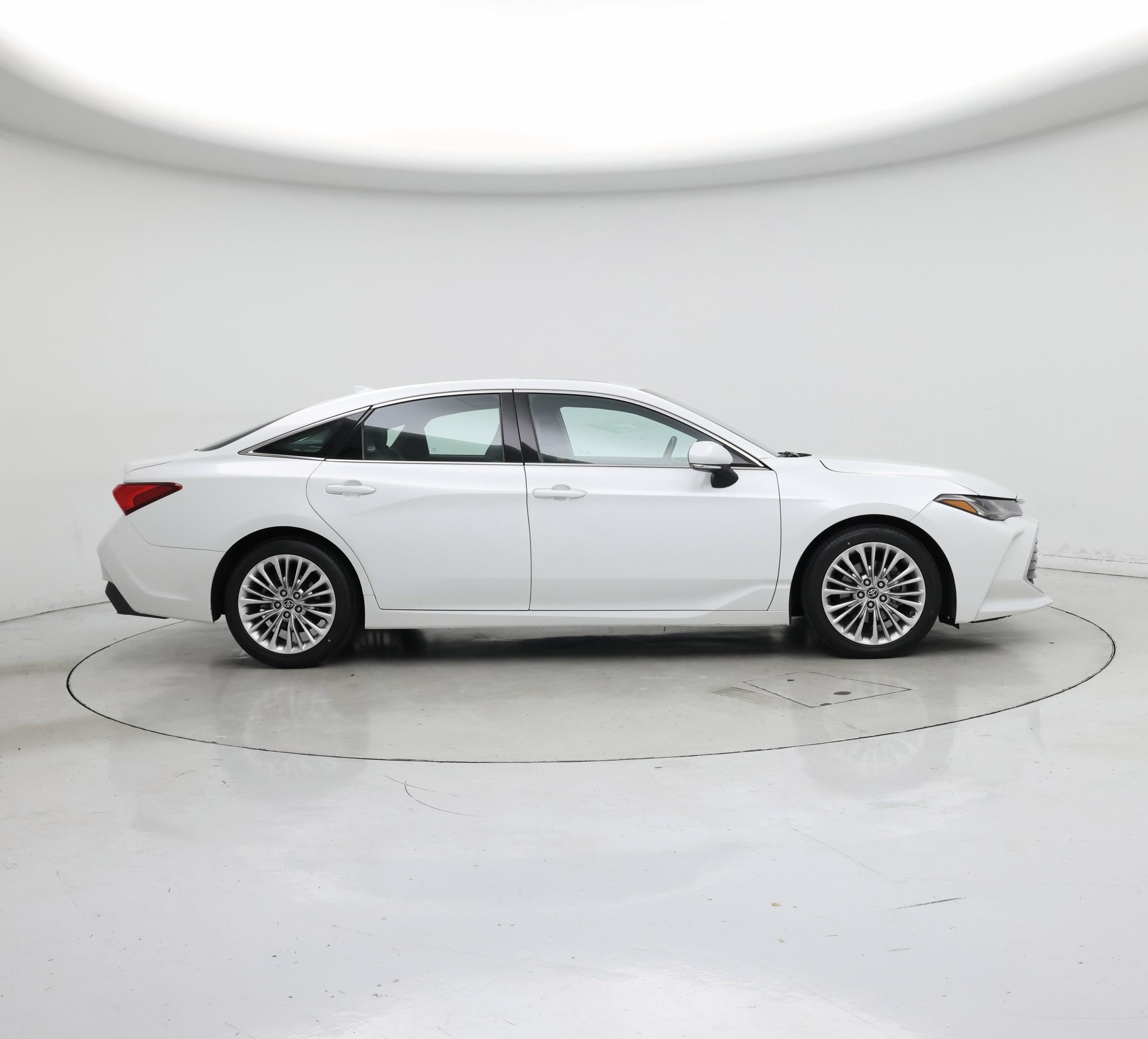 Thumbnail: 2019 Toyota Avalon - 7