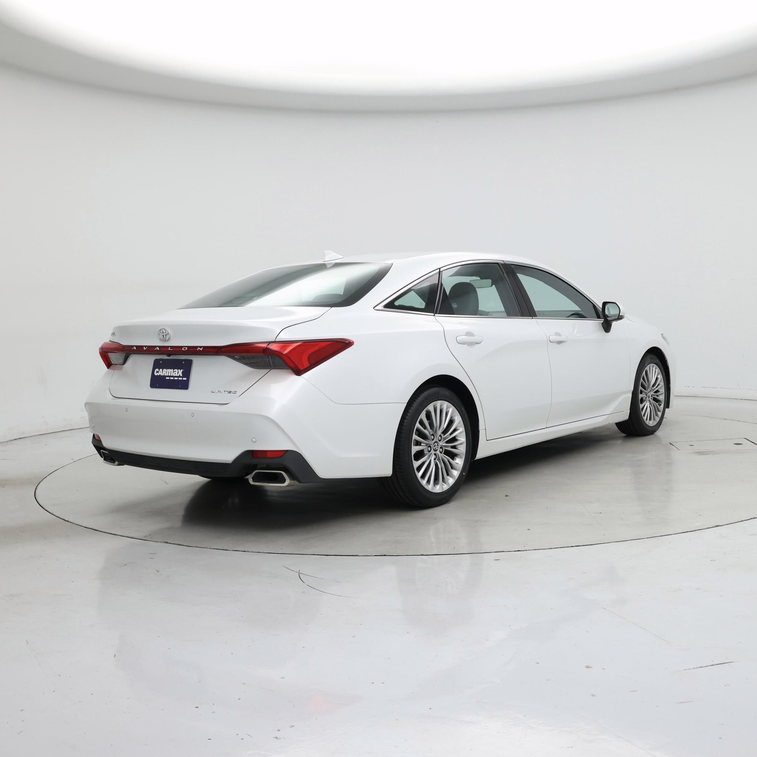 Thumbnail: 2019 Toyota Avalon - 8