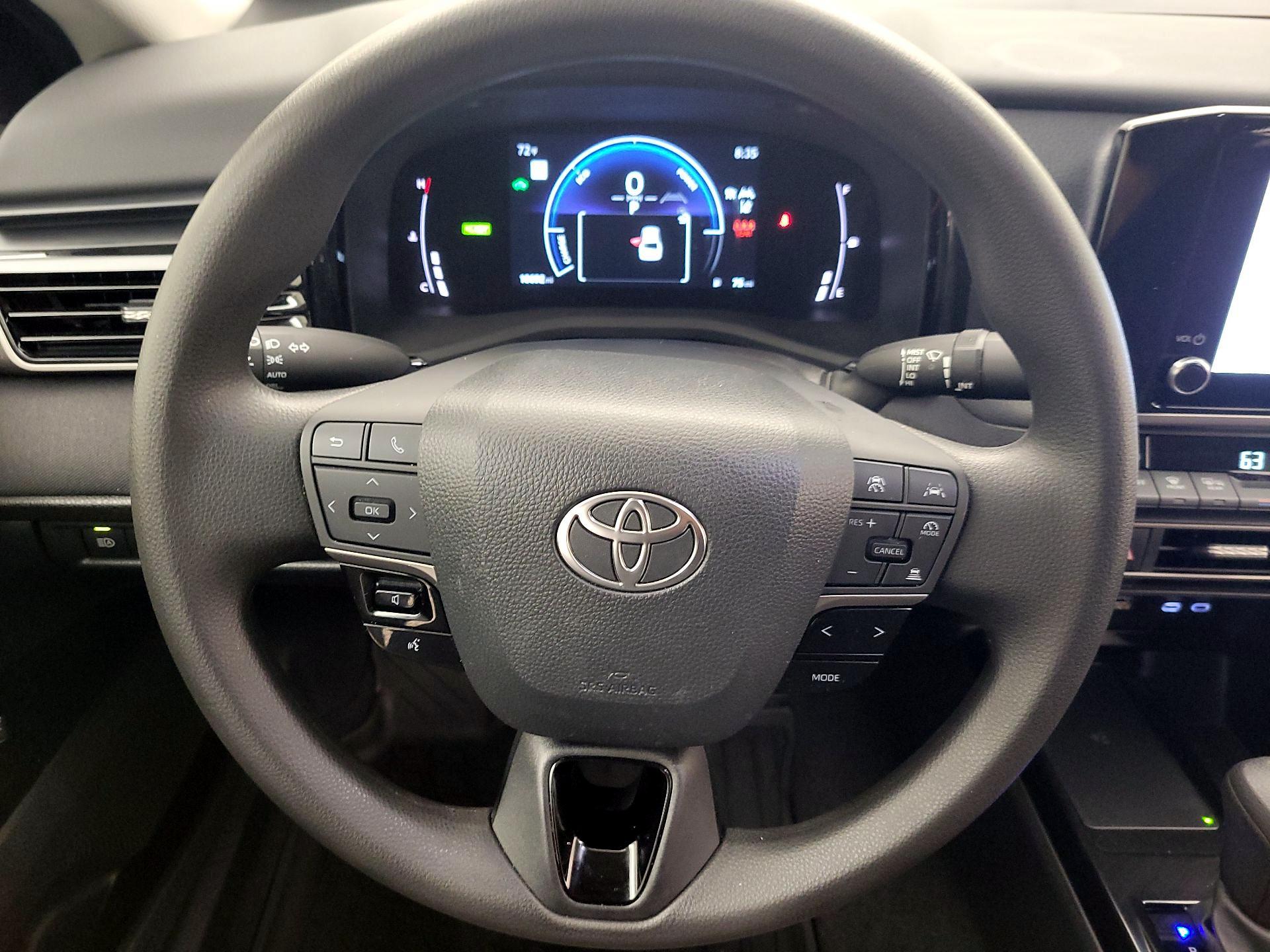Thumbnail: 2025 Toyota Camry - 10