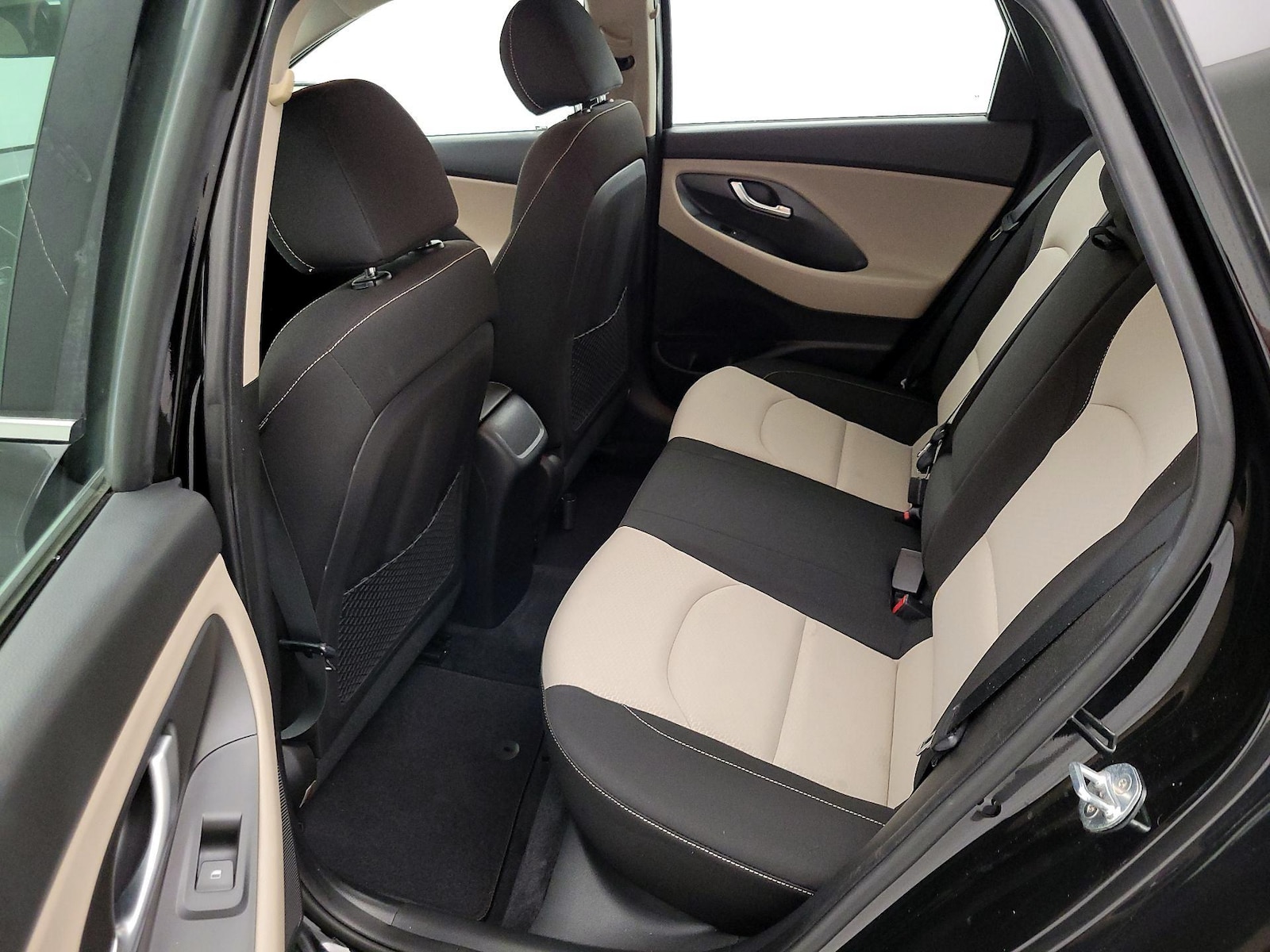 2018 Hyundai Elantra GT GT - Photo 20