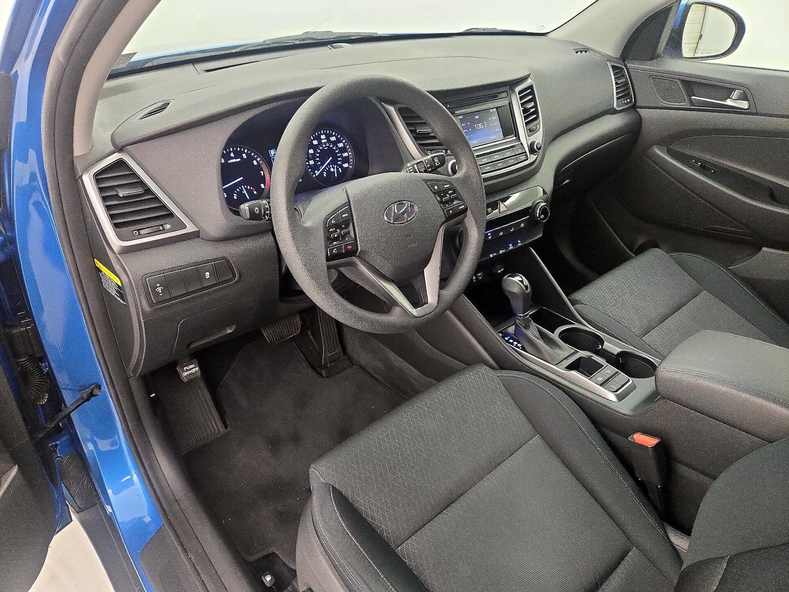 Power Seat(s) & Side Airbags