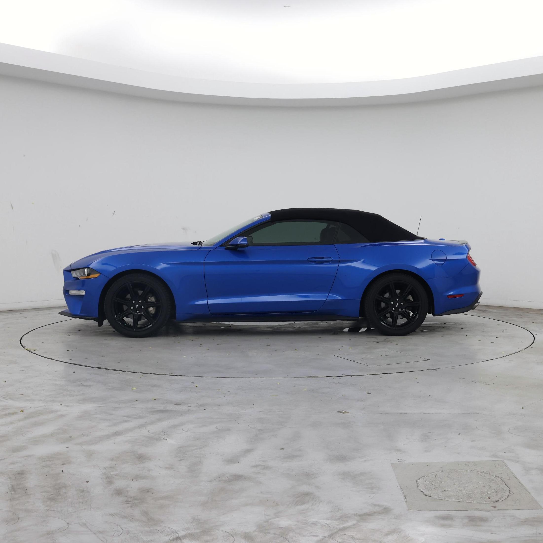 Thumbnail: 2019 Ford Mustang - 3