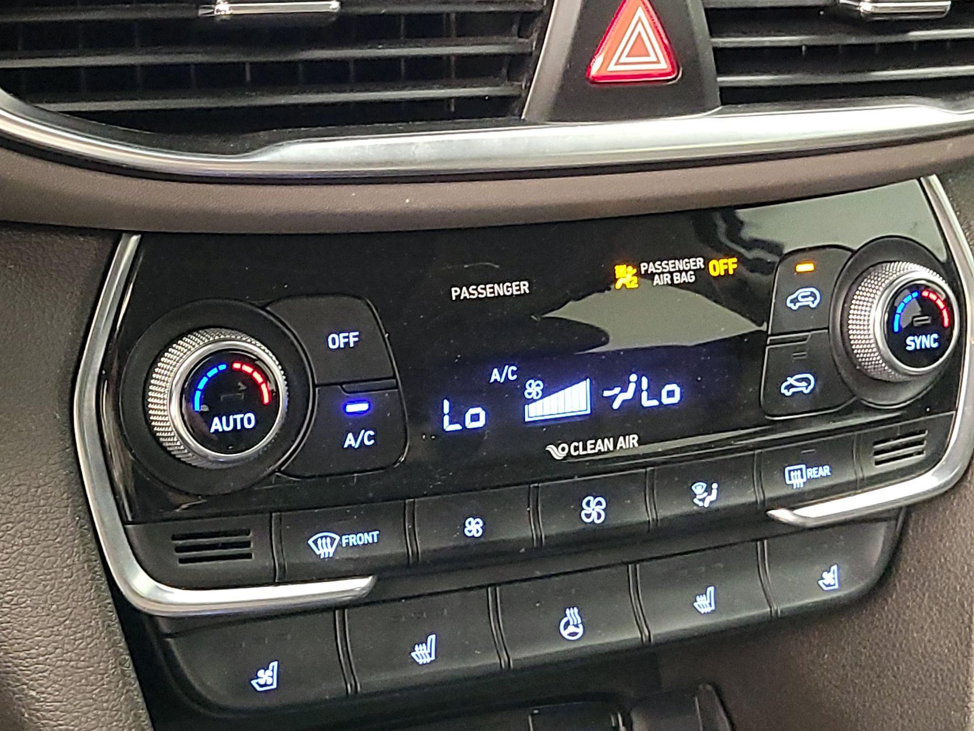 Thumbnail: 2020 Hyundai Santa Fe - 14