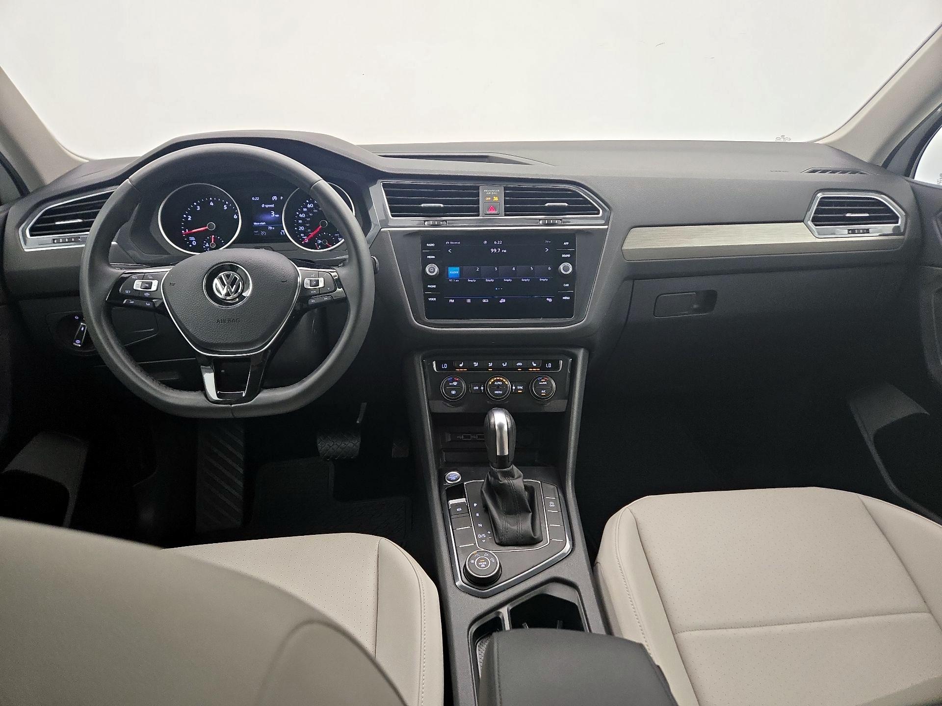 Thumbnail: 2020 Volkswagen Tiguan - 9