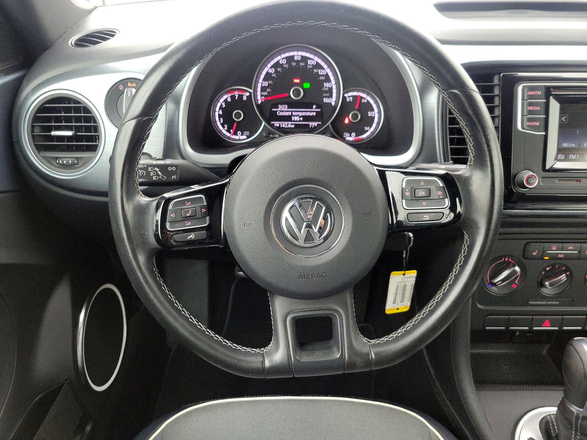 Thumbnail: 2016 Volkswagen Beetle - 10