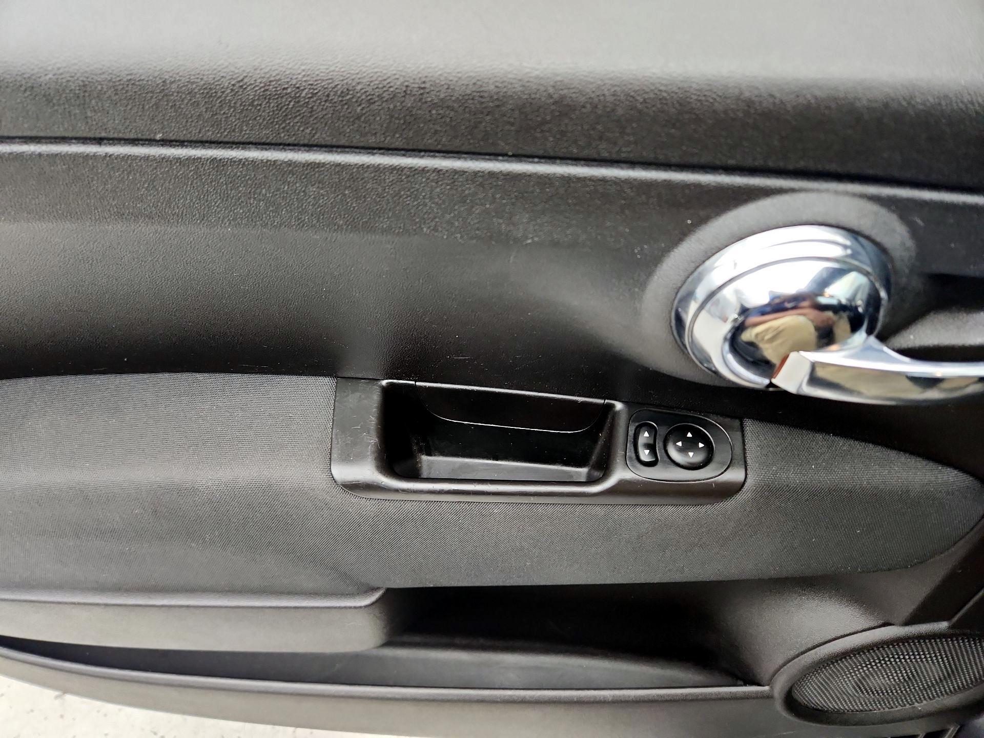 Thumbnail: 2015 Fiat 500 - 12