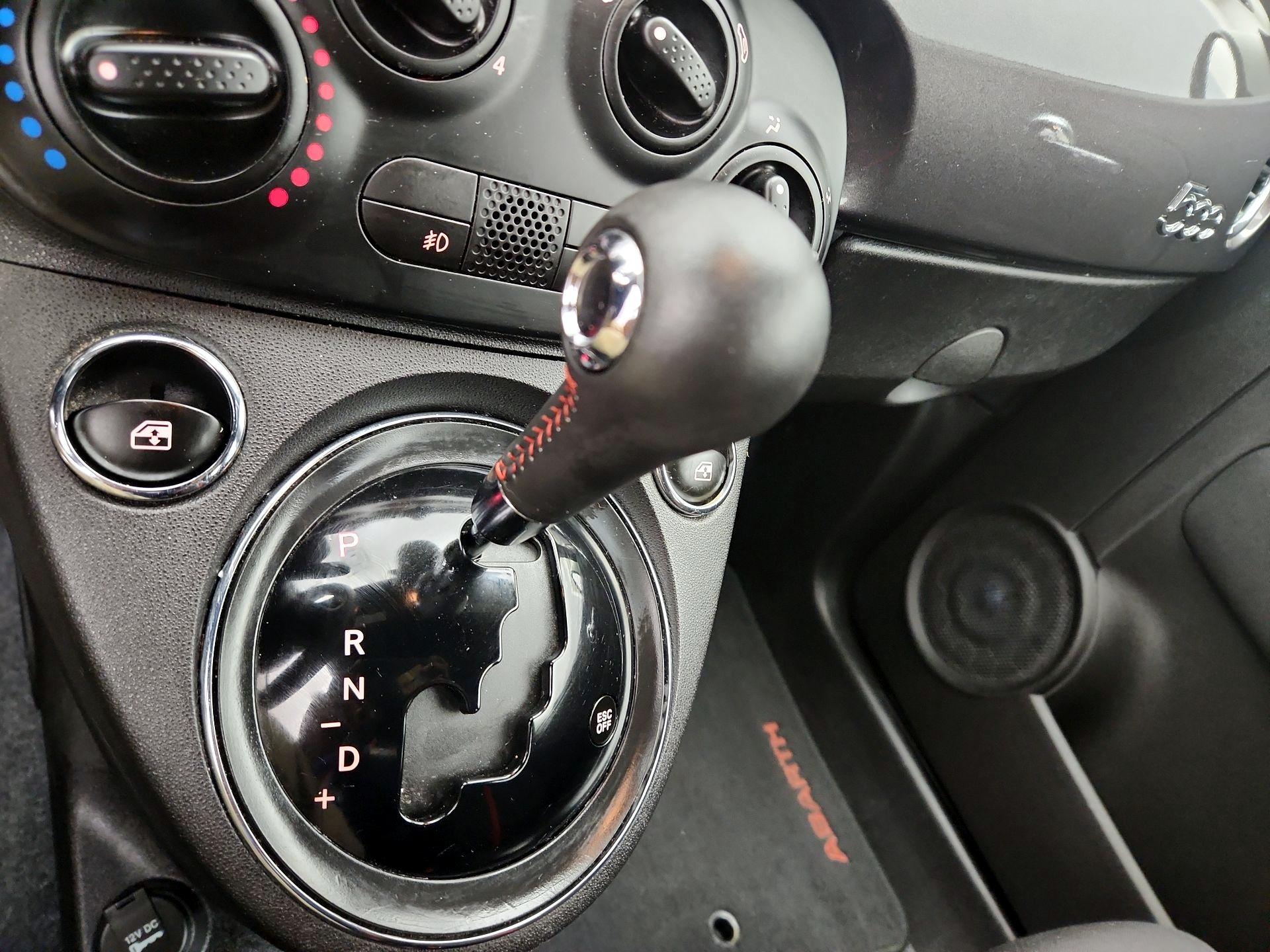 Thumbnail: 2015 Fiat 500 - 16
