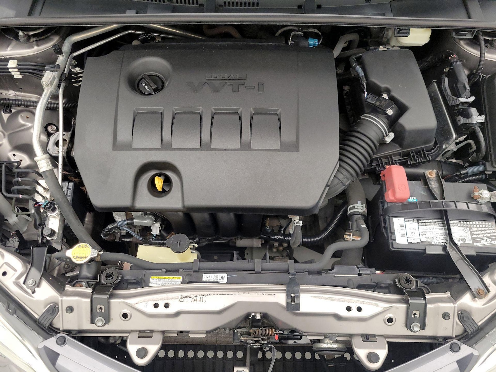 2015 Toyota Corolla LE - Photo 22