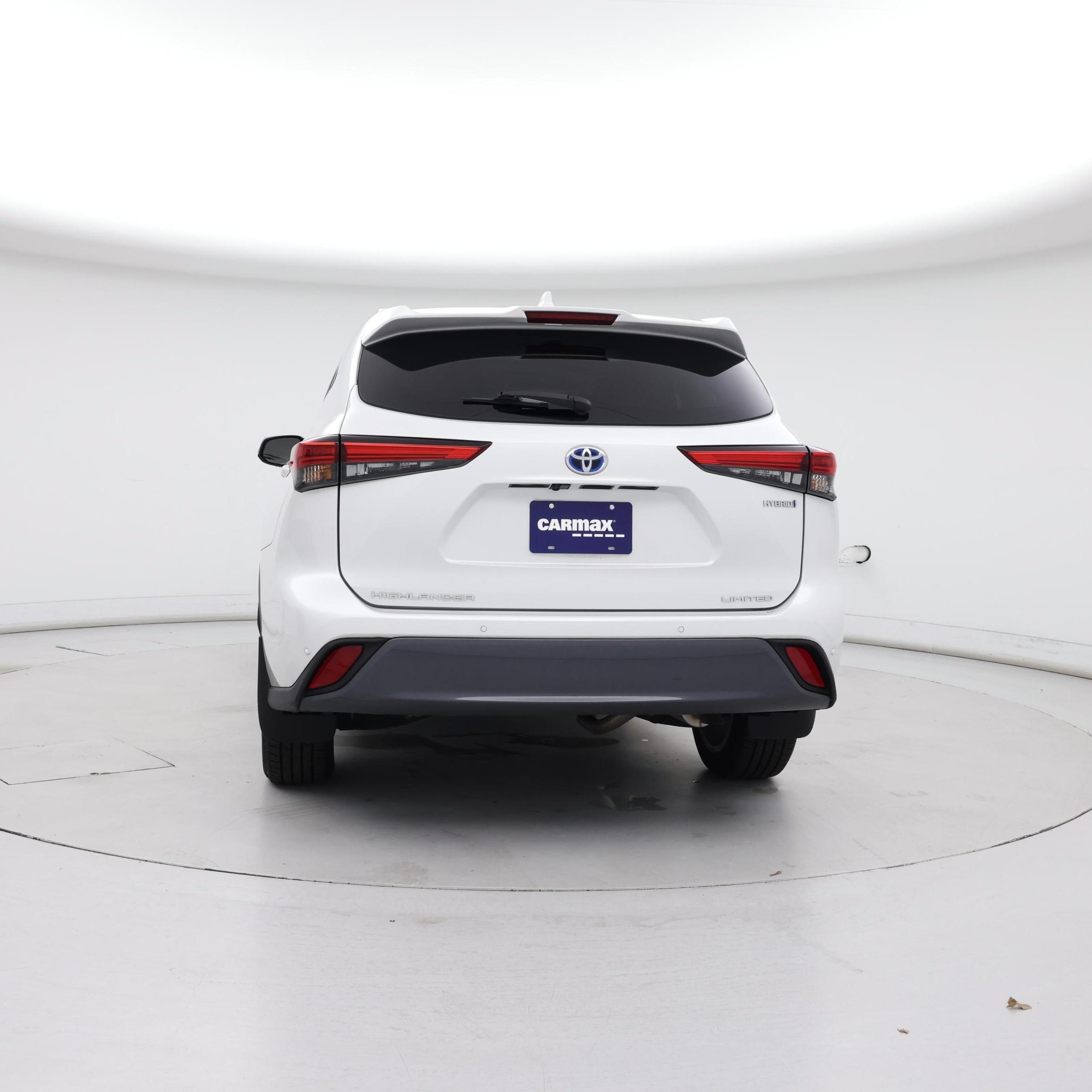 Thumbnail: 2022 Toyota Highlander - 6