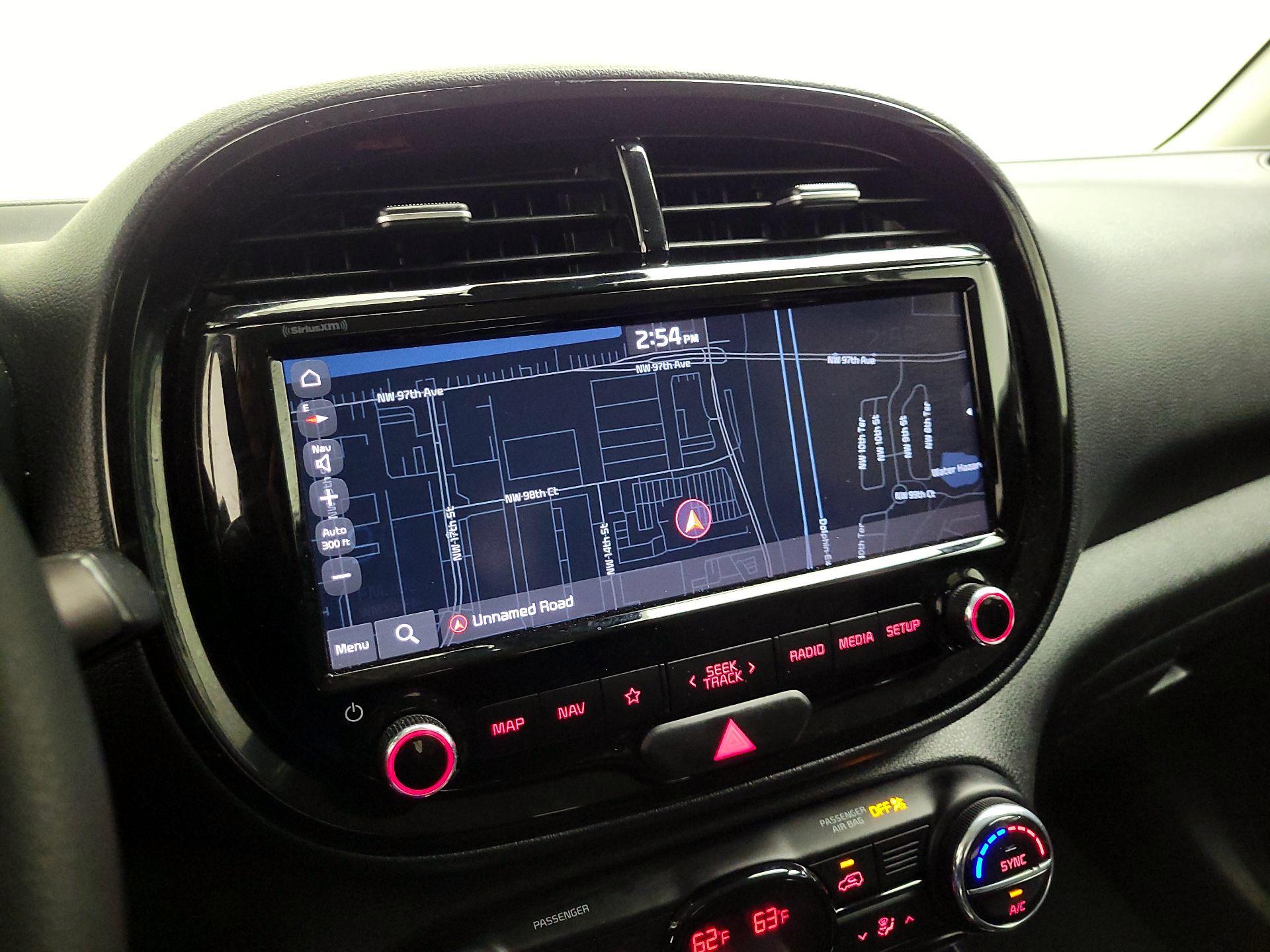 Thumbnail: 2022 Kia Soul - 14