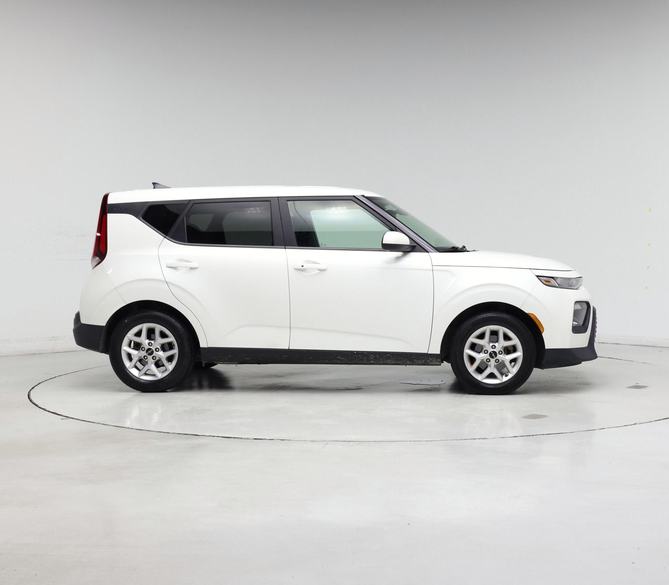 Thumbnail: 2022 Kia Soul - 7