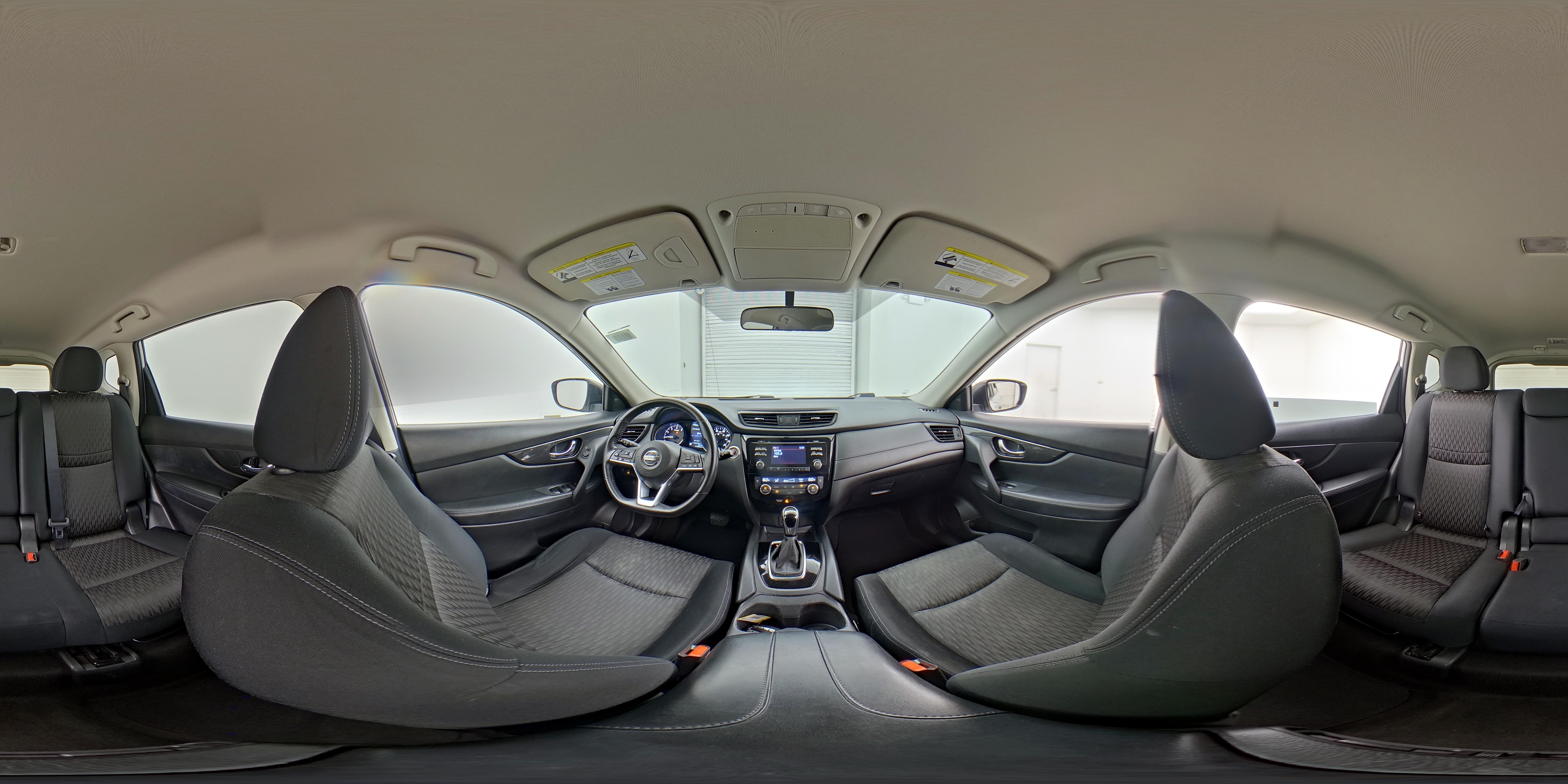 2017 Nissan Rogue SV - Photo 24