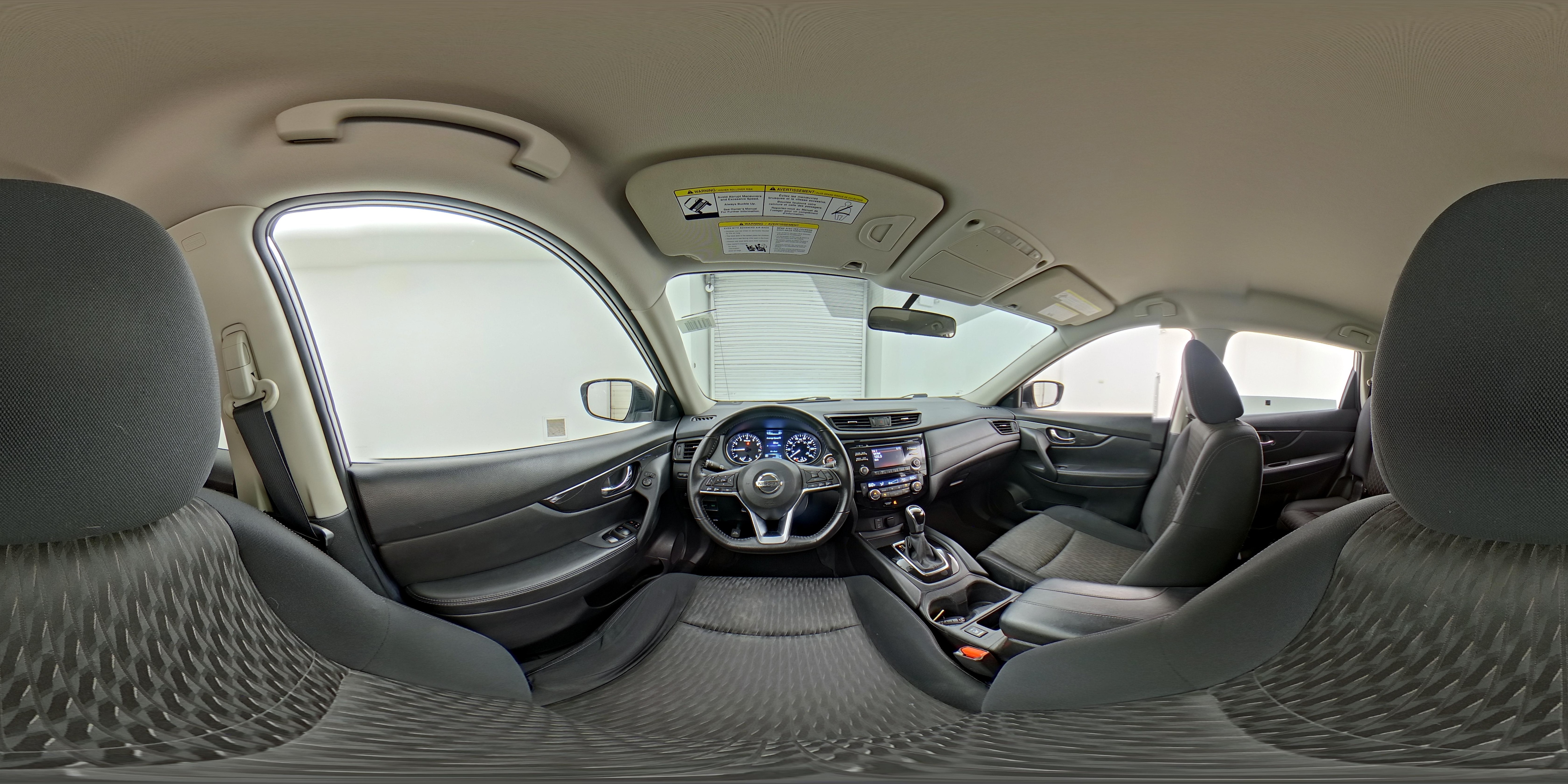2017 Nissan Rogue SV - Photo 26