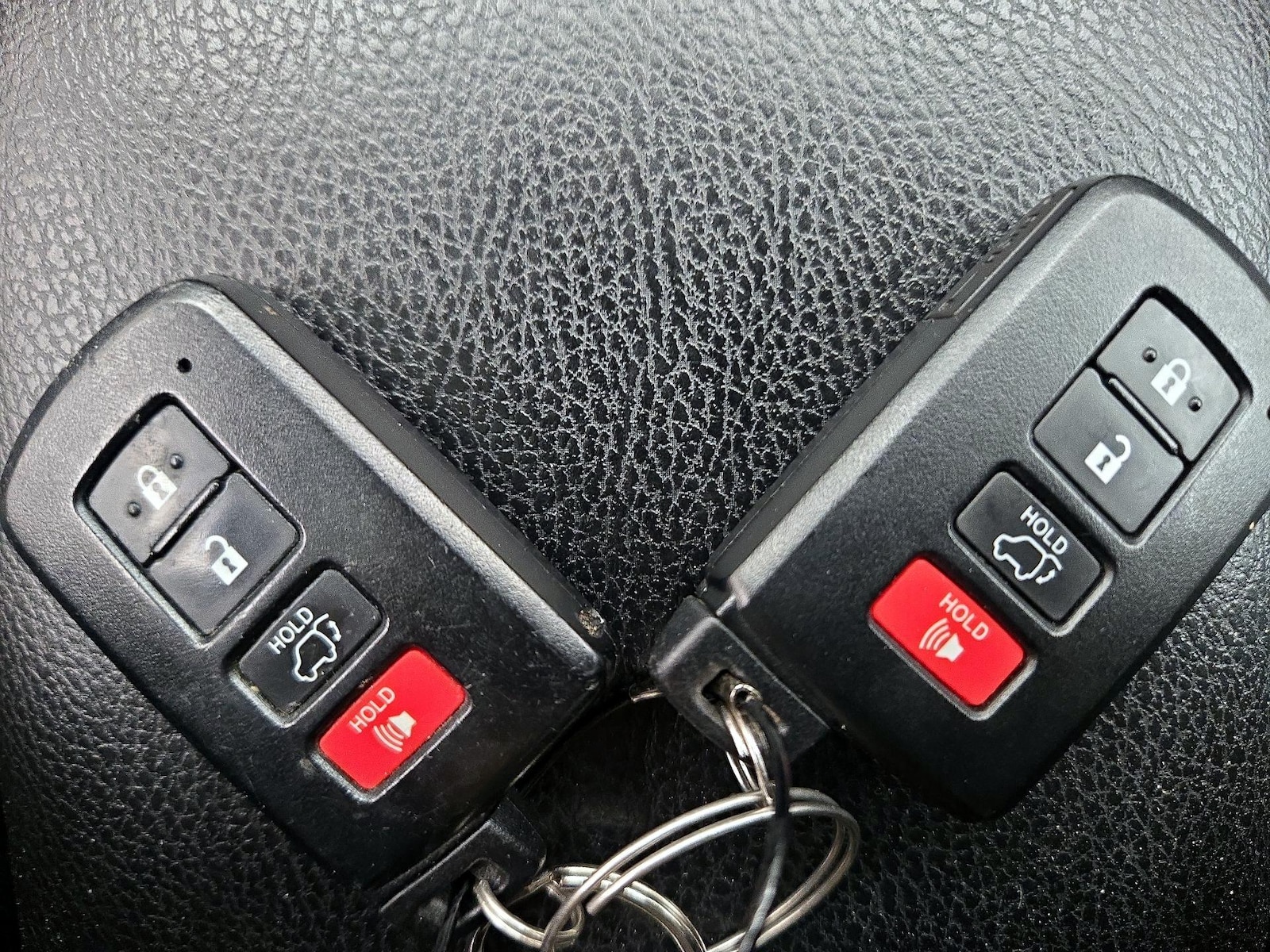 2018 Toyota RAV4 XLE - Photo 24