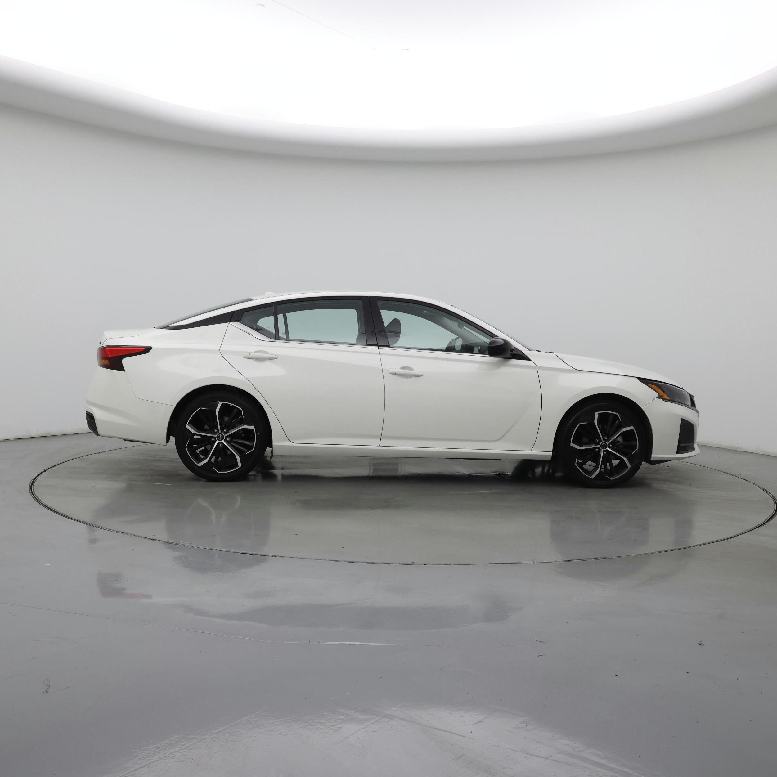Thumbnail: 2024 Nissan Altima - 7