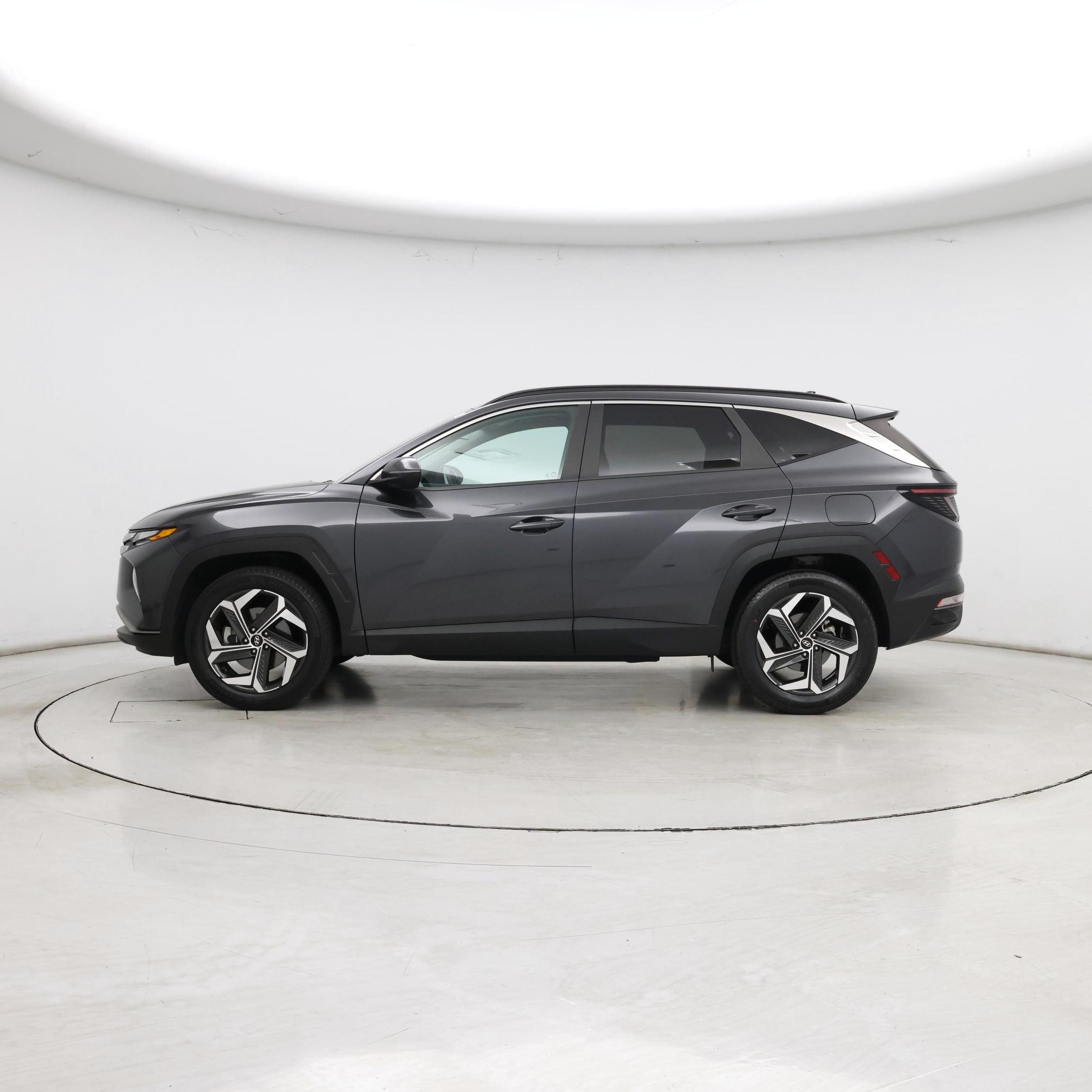 Thumbnail: 2022 Hyundai Tucson - 3