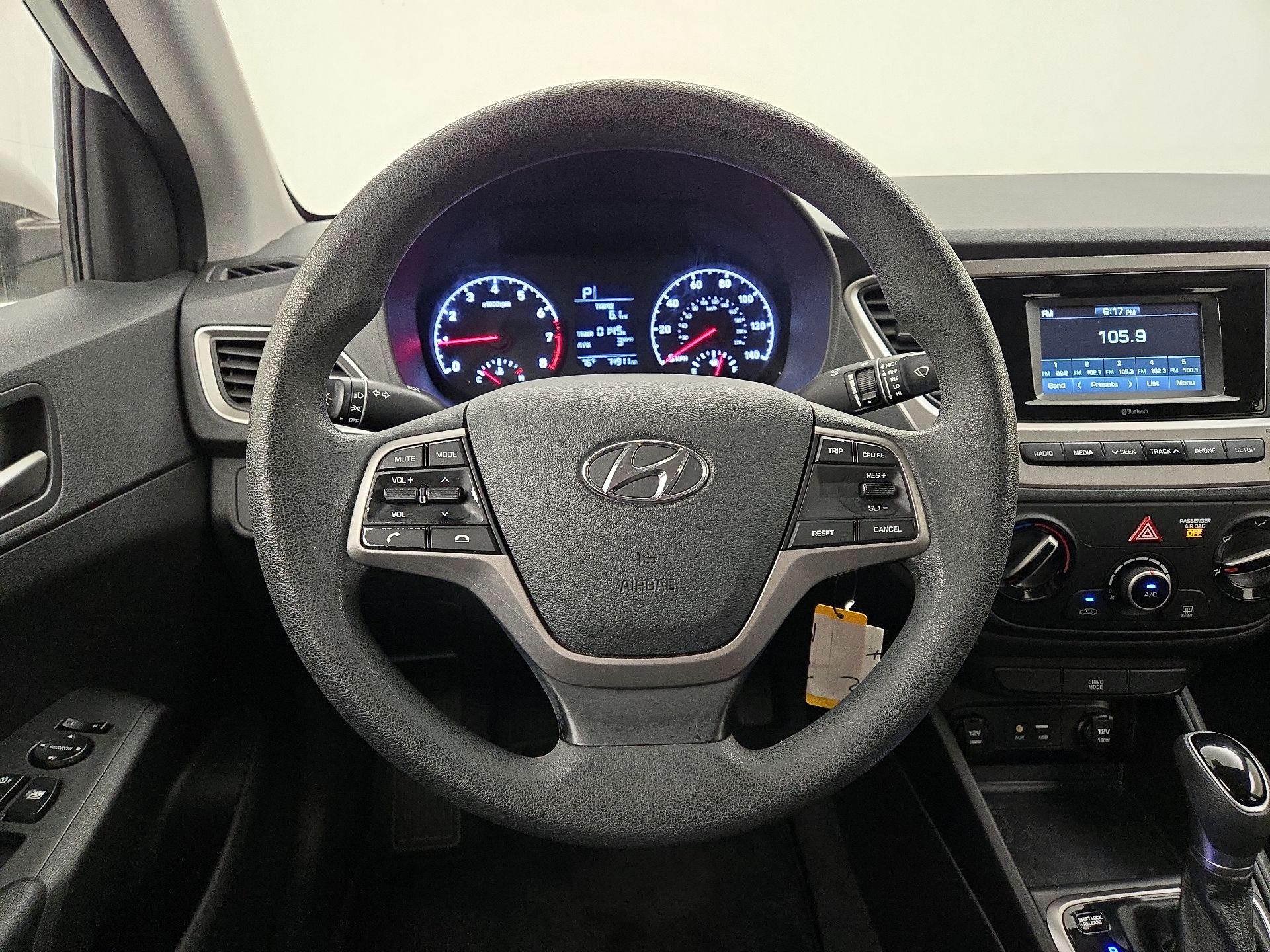 Thumbnail: 2019 Hyundai Accent - 10