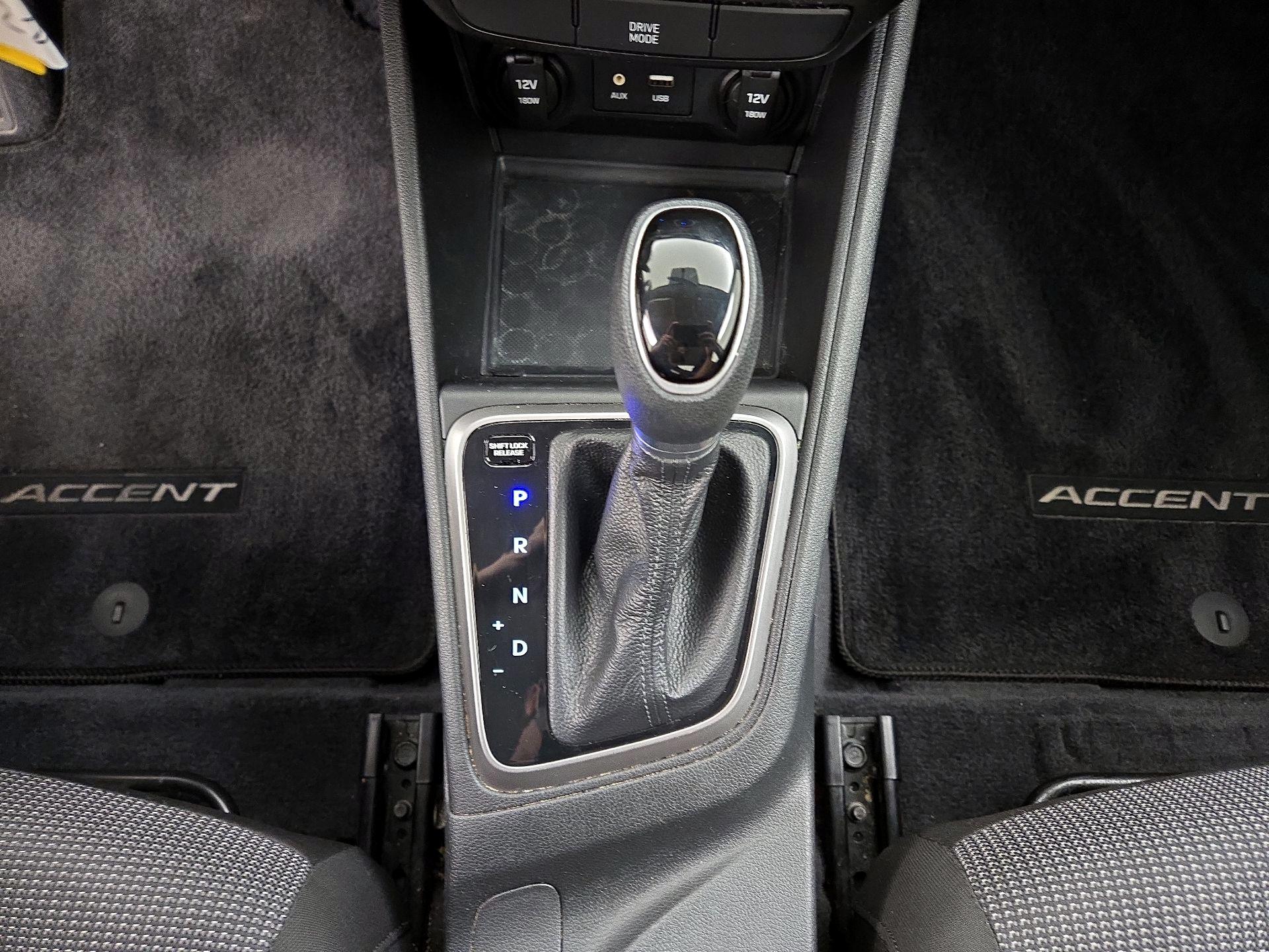 Thumbnail: 2019 Hyundai Accent - 17