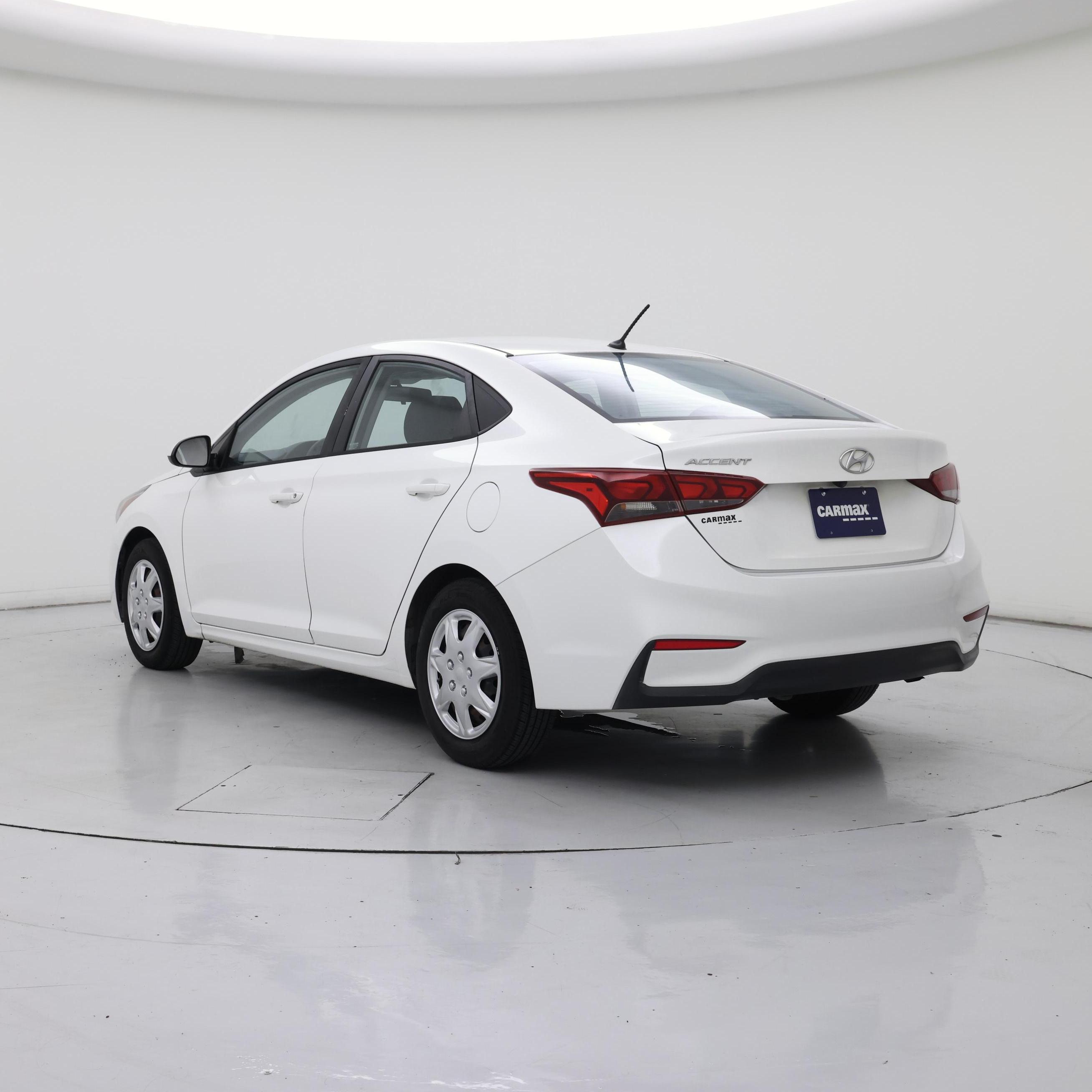 Thumbnail: 2019 Hyundai Accent - 2