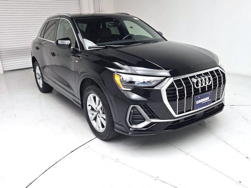 2022 Audi Q3 S-Line Premium